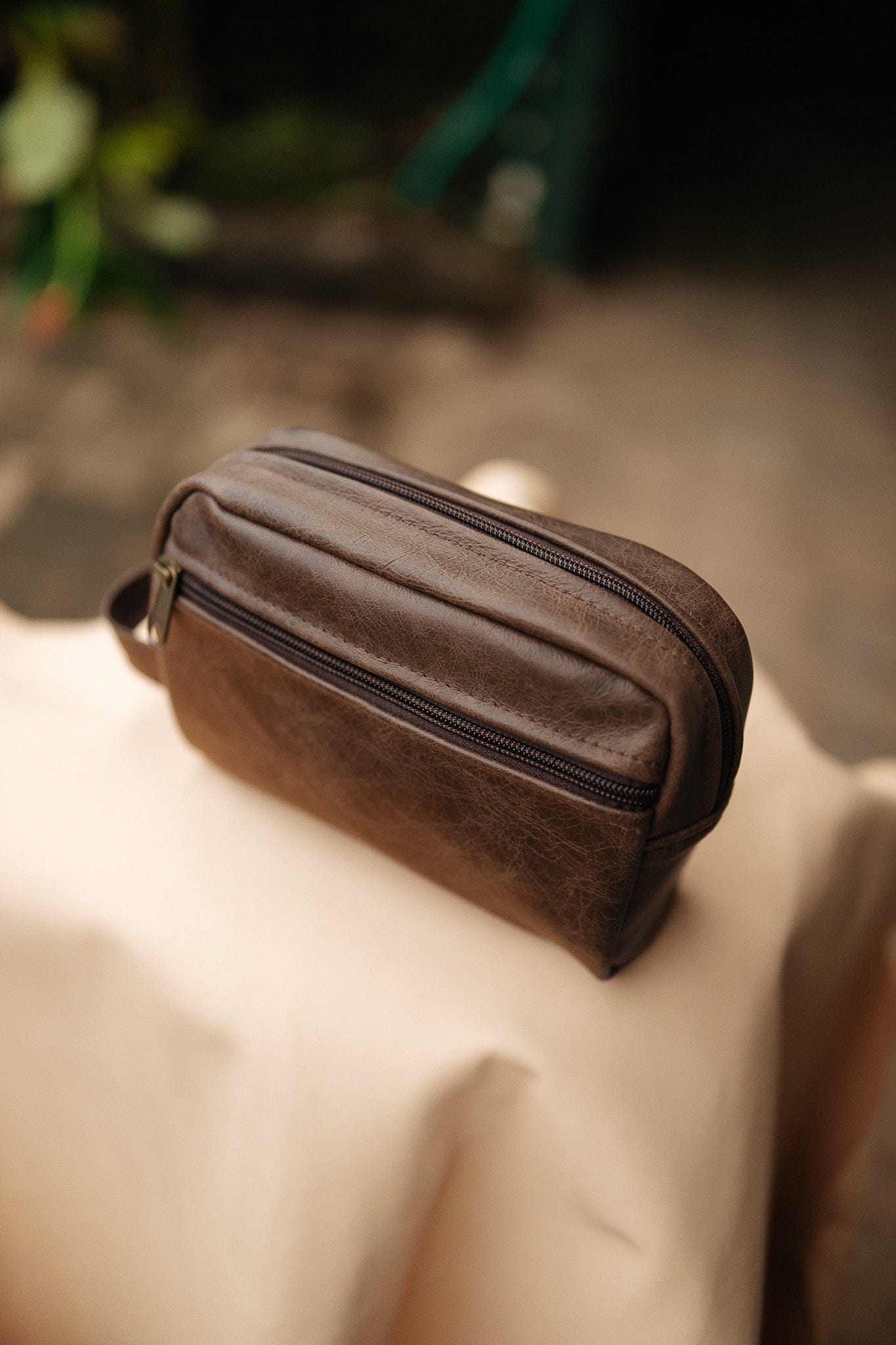 The Real McCaul Apparel & Accessories Small Toiletry Bathroom Bag - Cowhide Australian Made Australian Owned Leather Australian Made Toiletry Dopp Kit Shaving Bathroom Bag - Cowhide - Men's Gifts