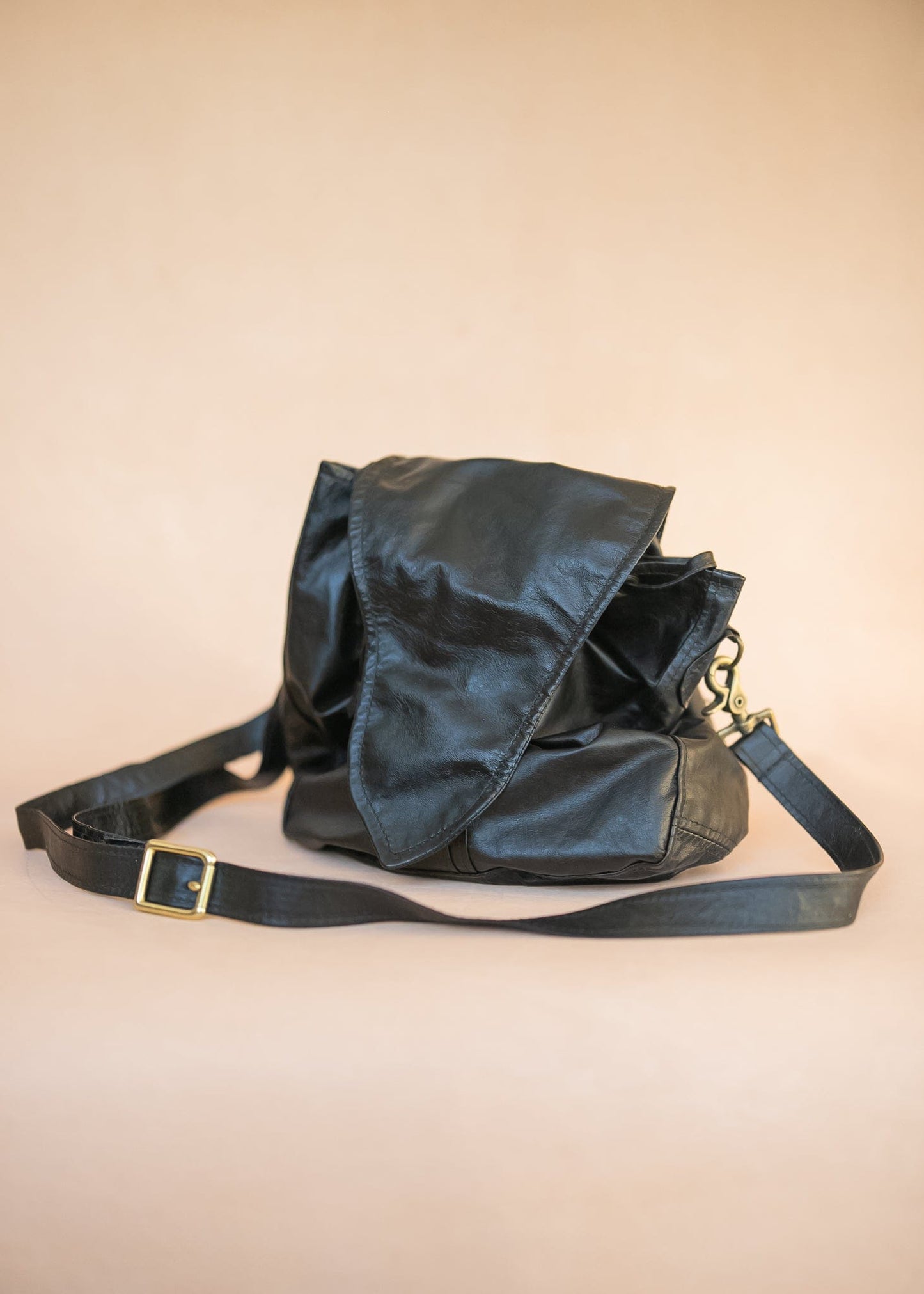 The Real McCaul Back Packs The Convertible - Backpack/Shoulder Bag - Kangaroo Australian Made Australian Owned Back Pack to Shoulder Bag Convertible MADE IN AUSTRALIA