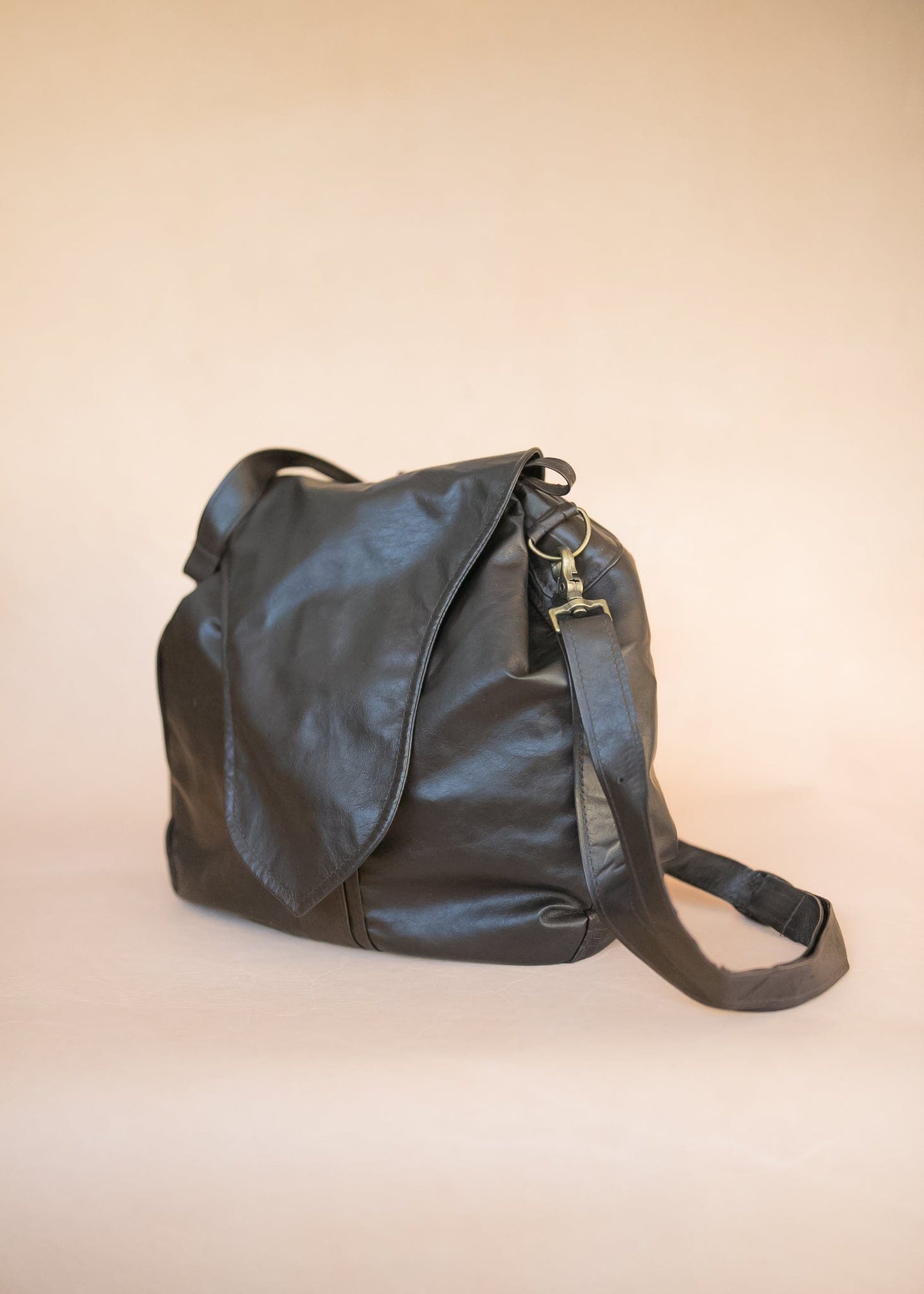 The Real McCaul Back Packs The Convertible - Backpack/Shoulder Bag - Kangaroo Australian Made Australian Owned Back Pack to Shoulder Bag Convertible MADE IN AUSTRALIA