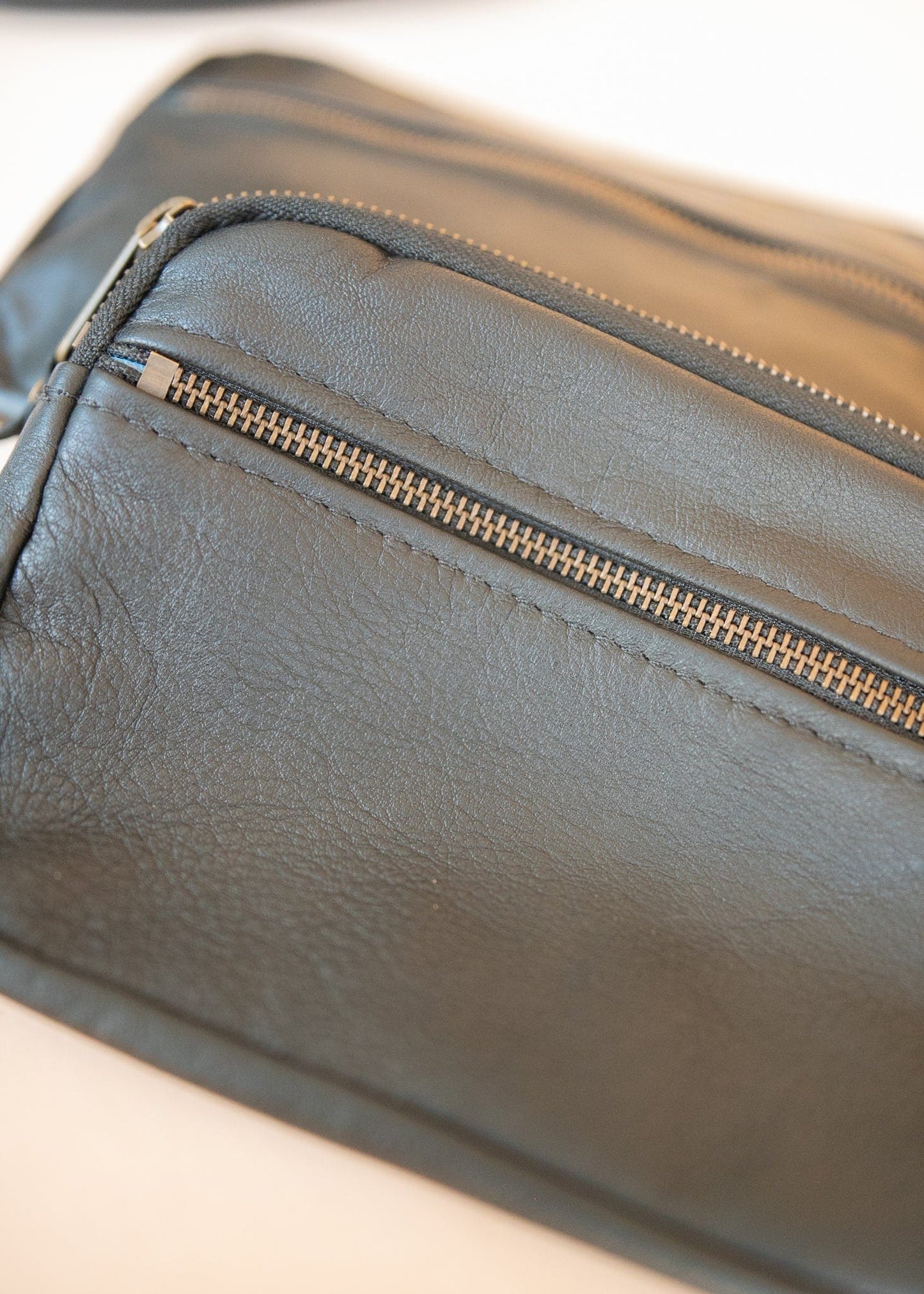 The Real McCaul Coin Purse Parker Pouch - Cowhide Australian Made Australian Owned Tri-Pocket Leather Pouch