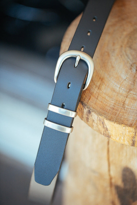 The Real McCaul Leathergoods Belts Plain 32mm Belt - Double Keeper - Navy Australian Made Australian Owned Solid Leather Men's Belt - Handmade in Australia - Brass Buckle