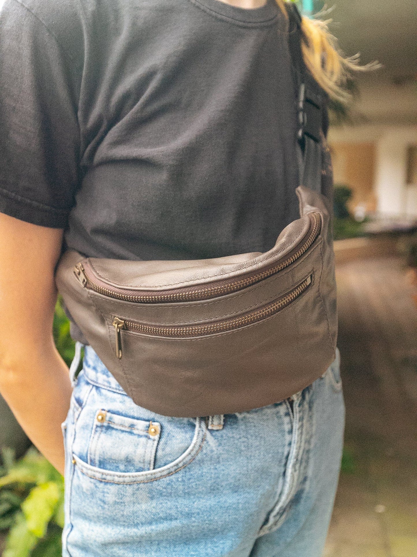 The Real McCaul Travel Bag Classic Bum Bag - Medium - Cowhide Australian Made Australian Owned Leather Bum Bag Handmade in Australia Kangaroo & Cowhide