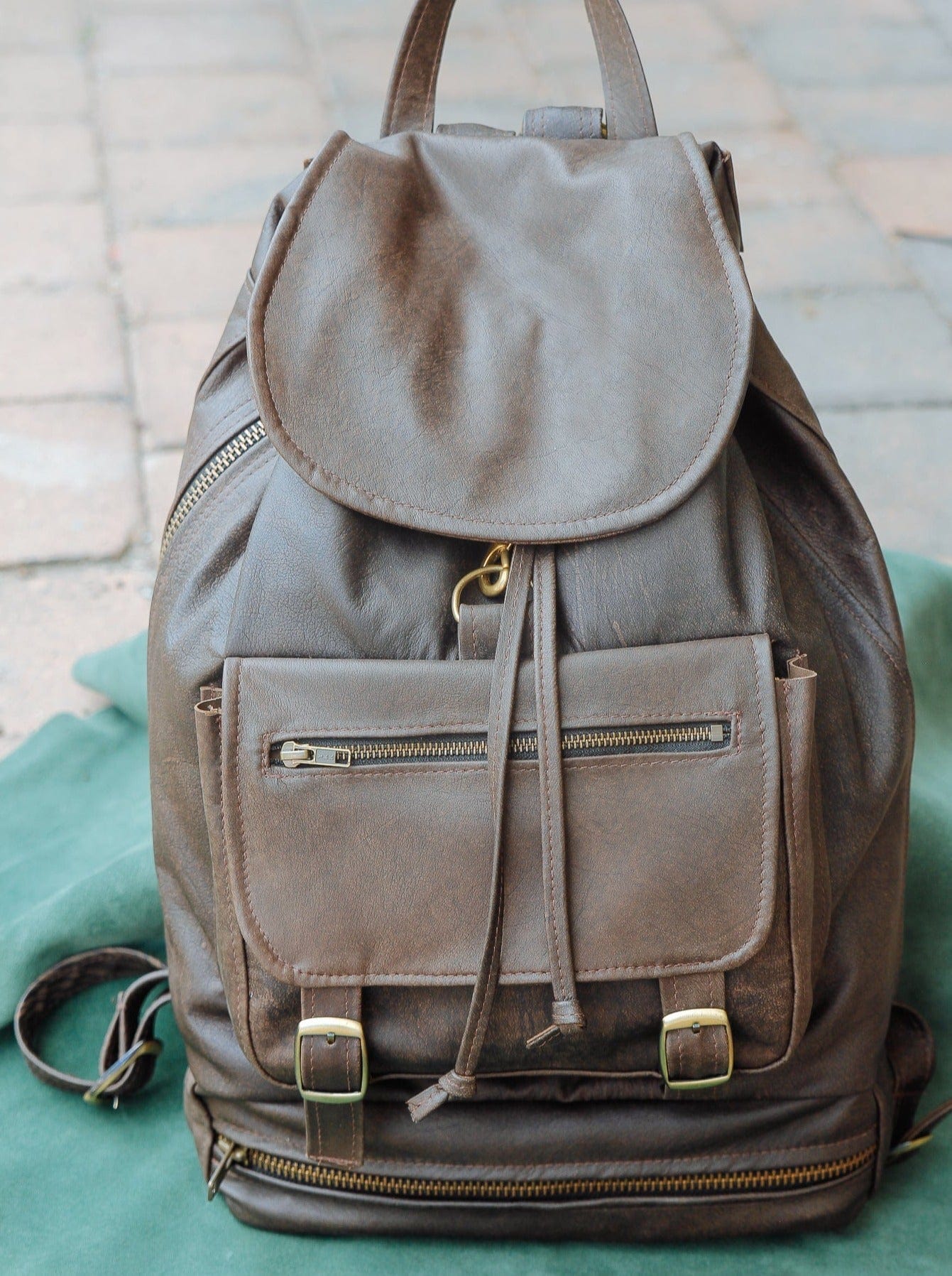 The Real McCaul Back Packs Dark Brown Large Deluxe Travel Laptop Backpack - Kangaroo Australian Made Australian Owned Leather Laptop/Travel Backpack Handmade in Australia- Kangaroo & Cowhide Leather