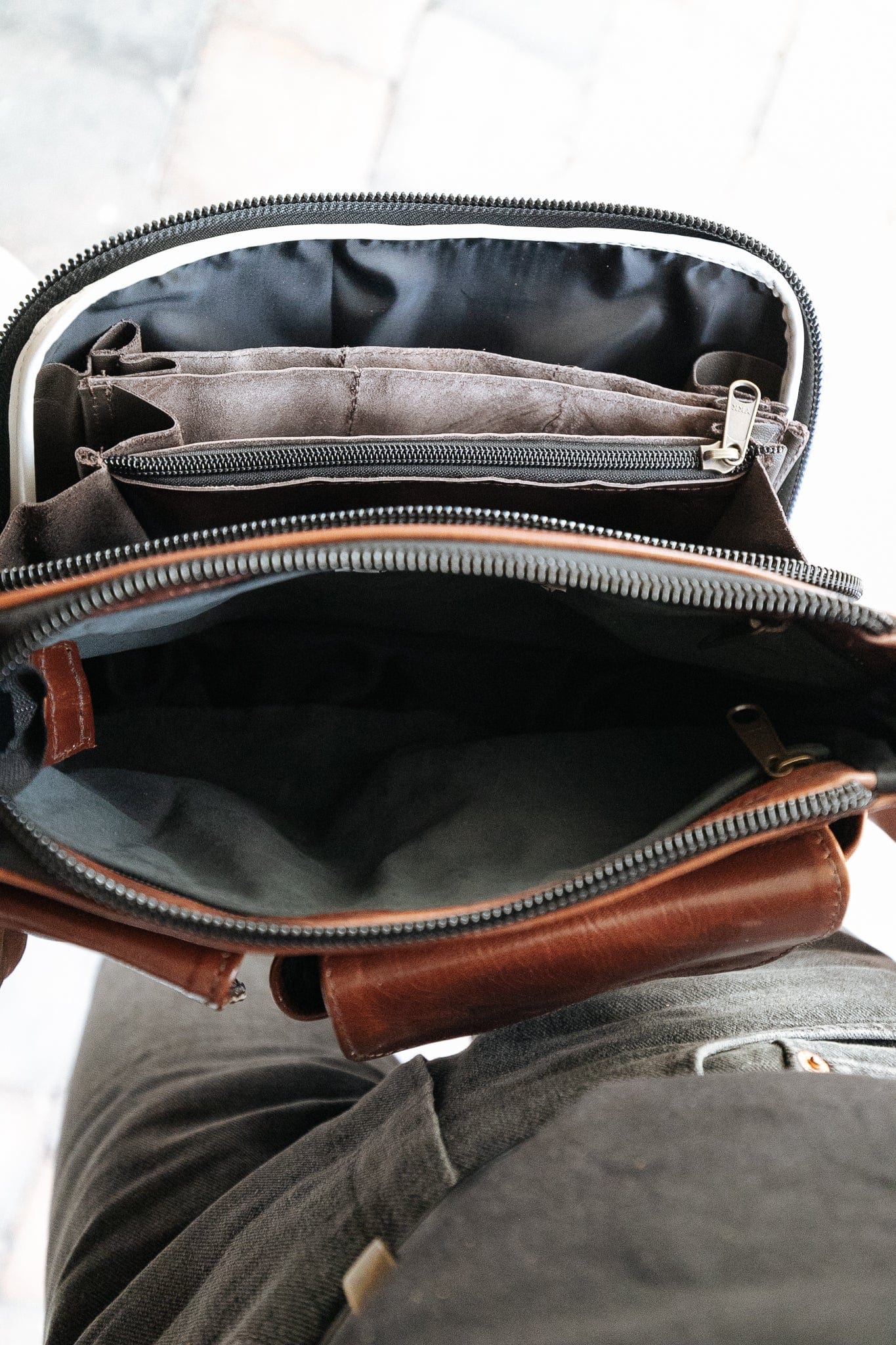 The Real McCaul Handbags Annette HandBag - Large - Cowhide Australian Made Australian Owned Made in Australia Handbag- Large Annette Bag Genuine Leather