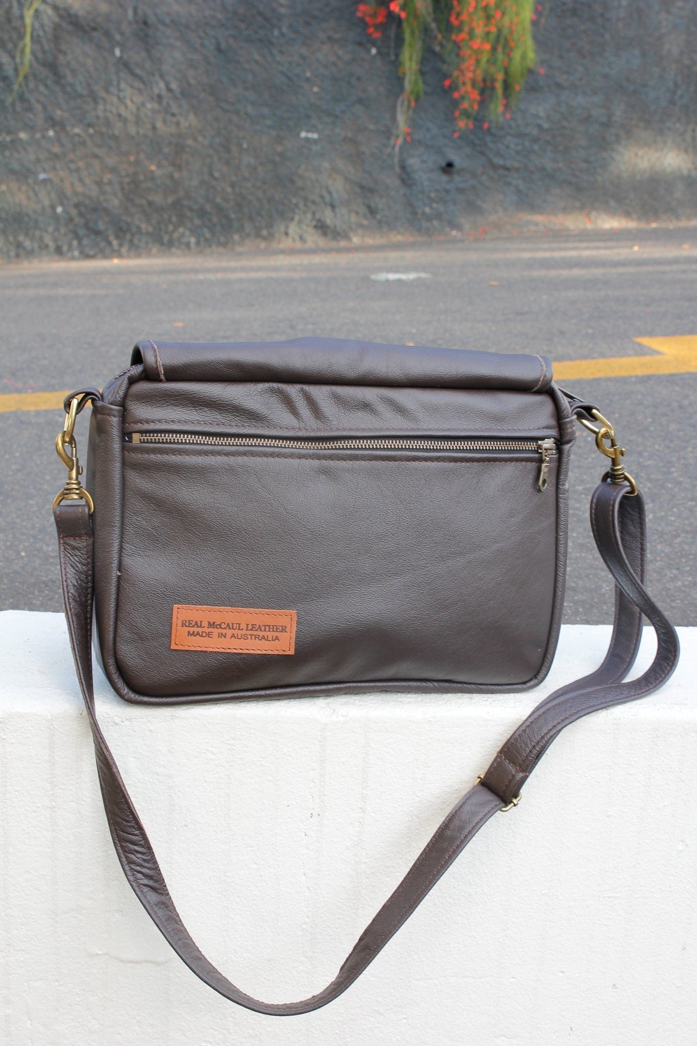 The Real McCaul Leathergoods Zeuss Satchel - Cowhide Australian Made Australian Owned Men's Leather Satchel Made In Australia- Laptop/iPad
