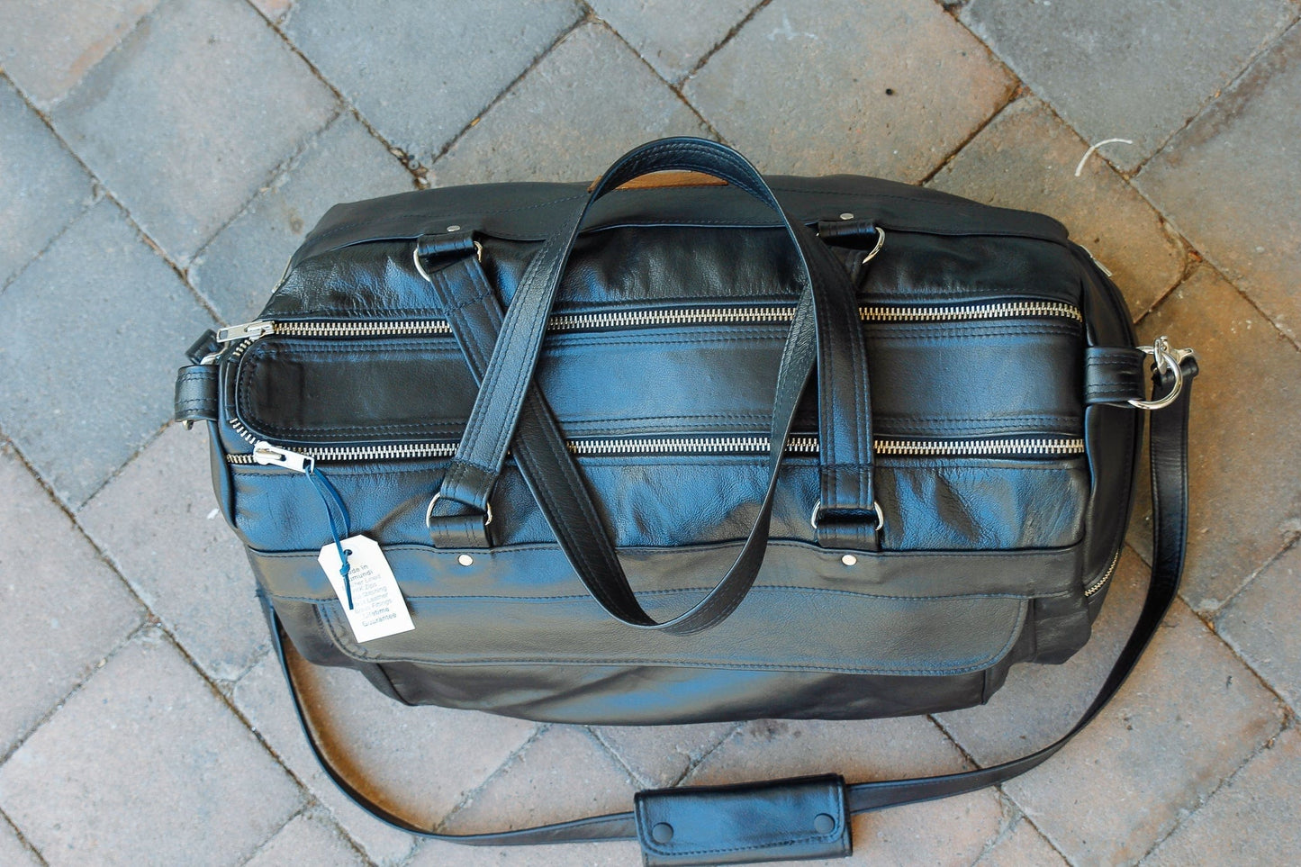 The Real McCaul Travel Bag Classic Overnight Travel Bag - Kangaroo Australian Made Australian Owned Large Overnight Travel Duffel Bag Leather Made in Australia
