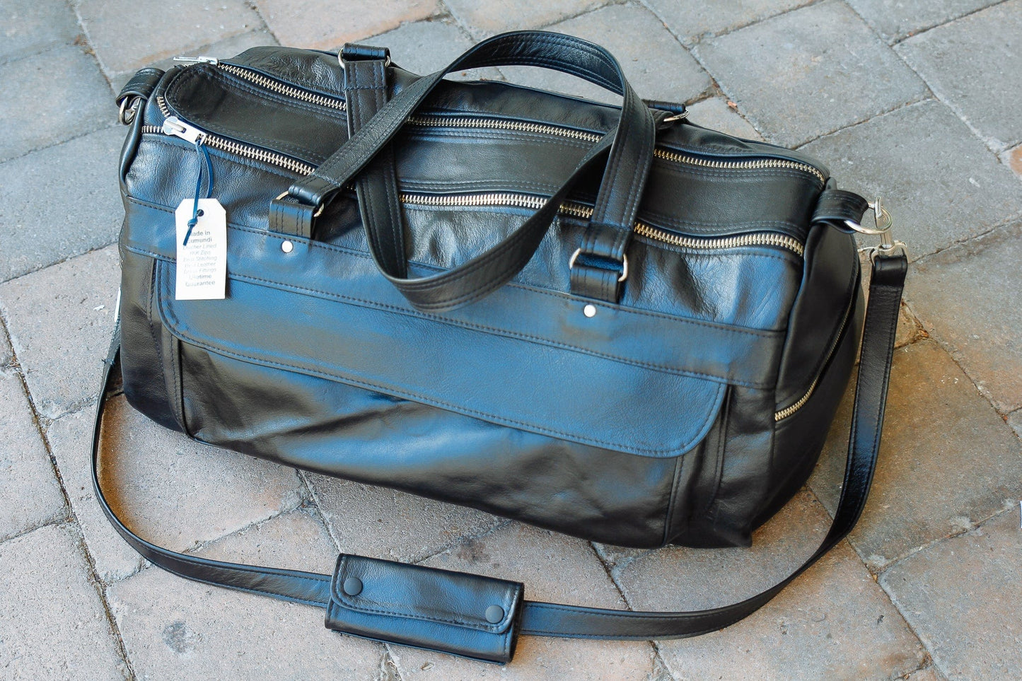 The Real McCaul Travel Bag Classic Overnight Travel Bag - Kangaroo Australian Made Australian Owned Large Overnight Travel Duffel Bag Leather Made in Australia