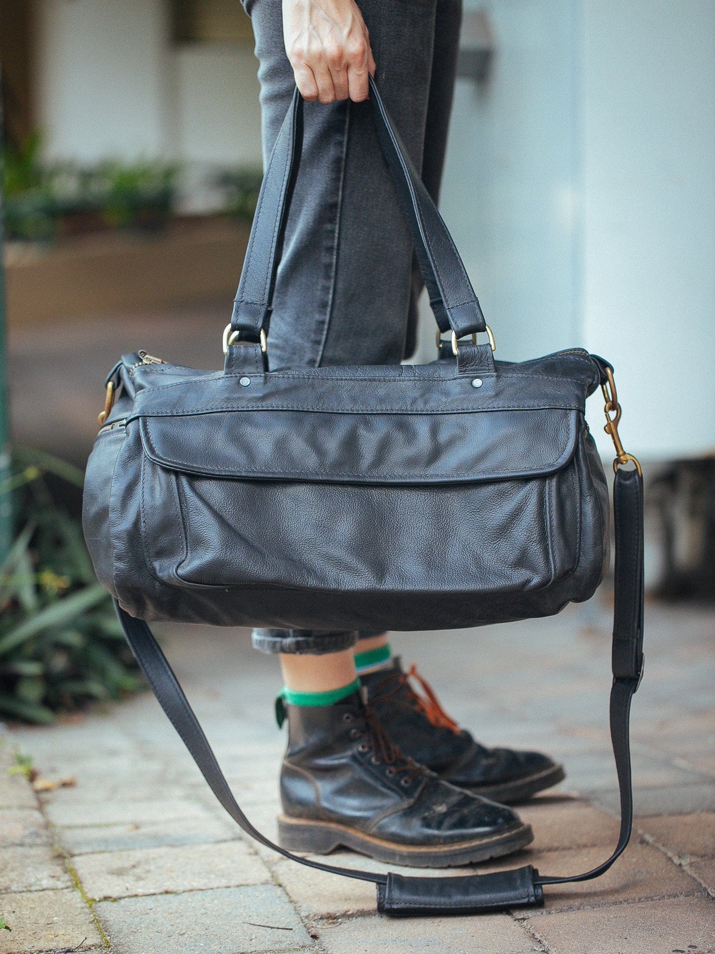The Real McCaul Travel Bag Small Classic Overnight Travel Bag - Cowhide Australian Made Australian Owned Large Overnight Travel Duffel Bag Leather Made in Australia