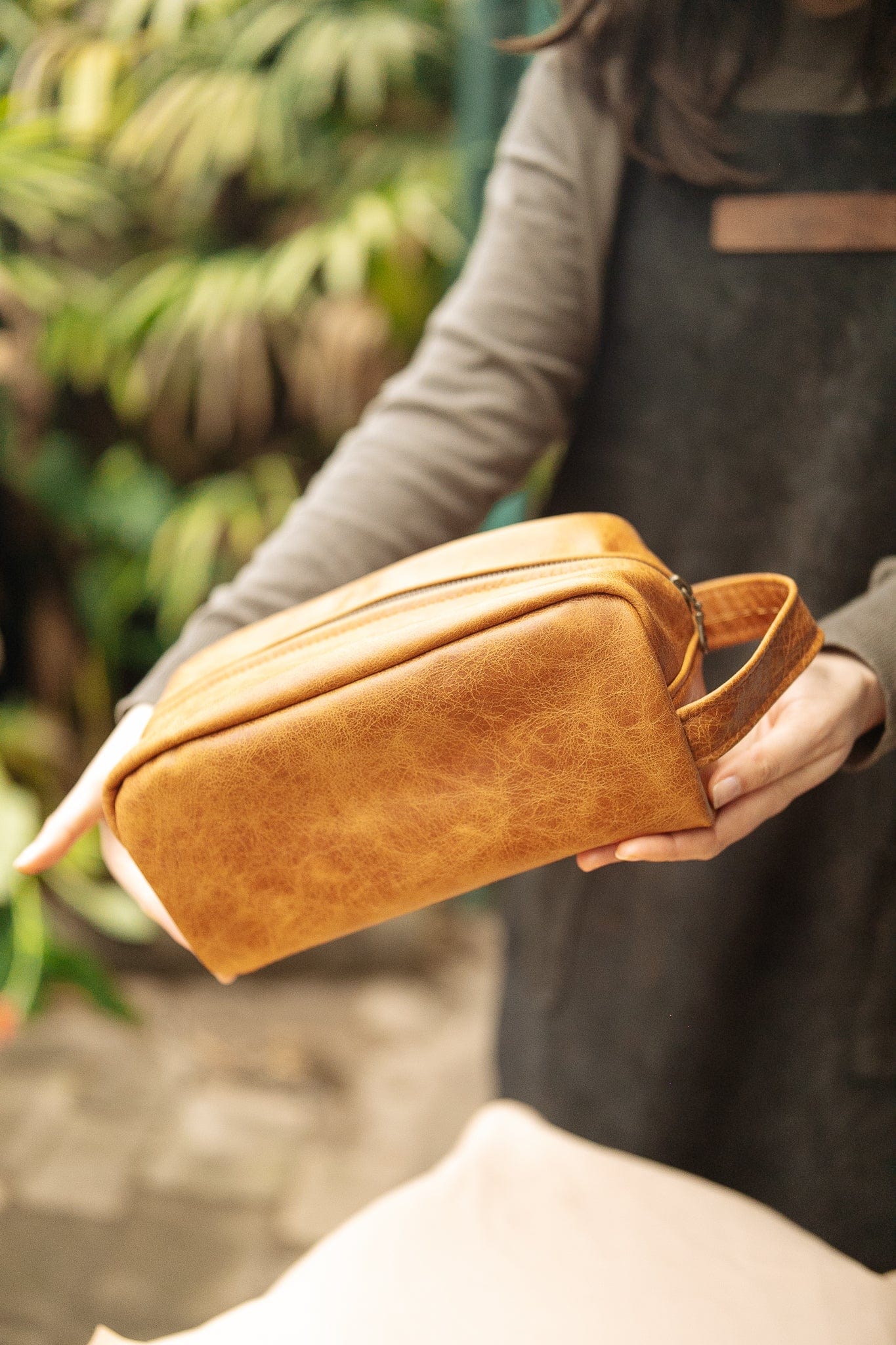 The Real McCaul Apparel & Accessories Toiletry Bathroom Bag - Cowhide Australian Made Australian Owned Leather Australian Made Toiletry Dopp Kit Shaving Bathroom Bag - Cowhide - Men's Gifts