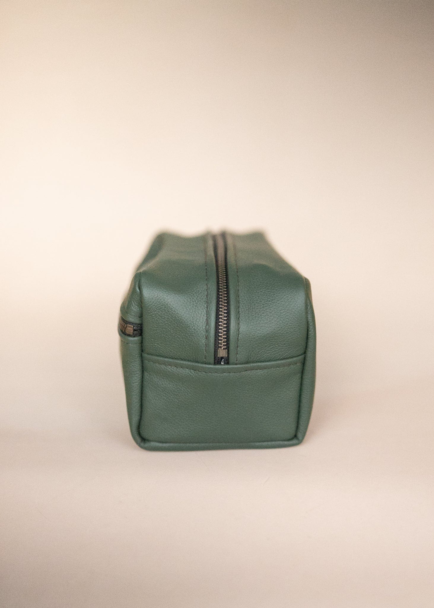 The Real McCaul Apparel & Accessories Toiletry Bathroom Washbag - Cowhide - Green Australian Made Australian Owned Leather Australian Made Toiletry Dopp Kit Shaving Bathroom Bag - Cowhide - Men's Gifts