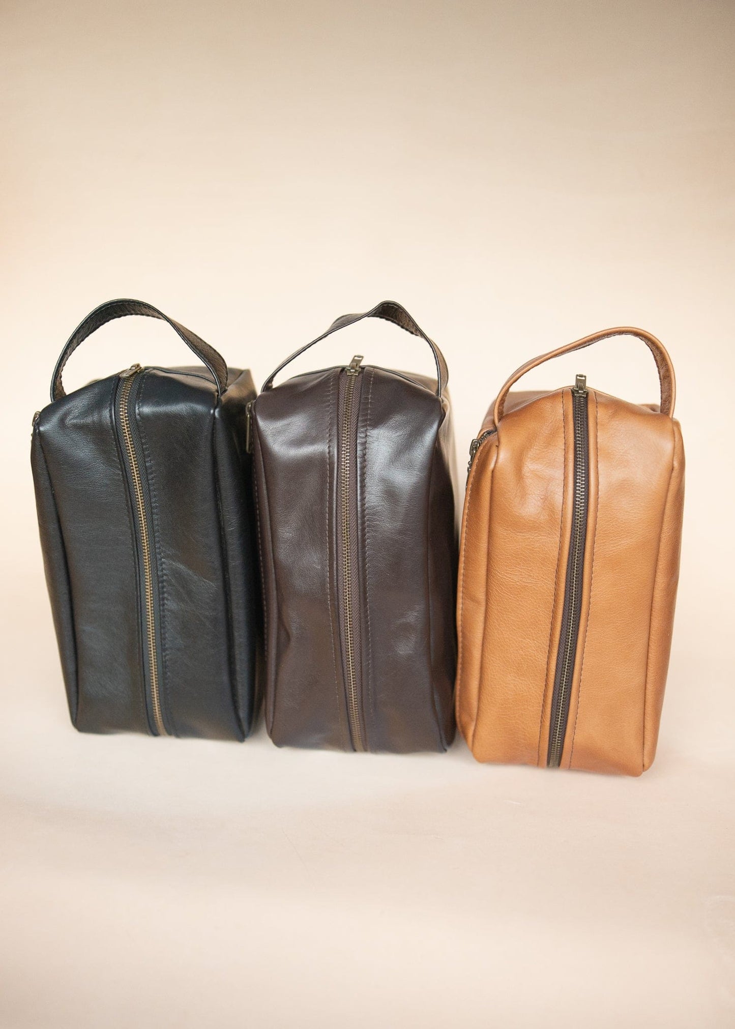 The Real McCaul Apparel & Accessories Toiletry Bathroom Washbag - Cowhide Australian Made Australian Owned Leather Australian Made Toiletry Dopp Kit Shaving Bathroom Bag - Cowhide - Men's Gifts