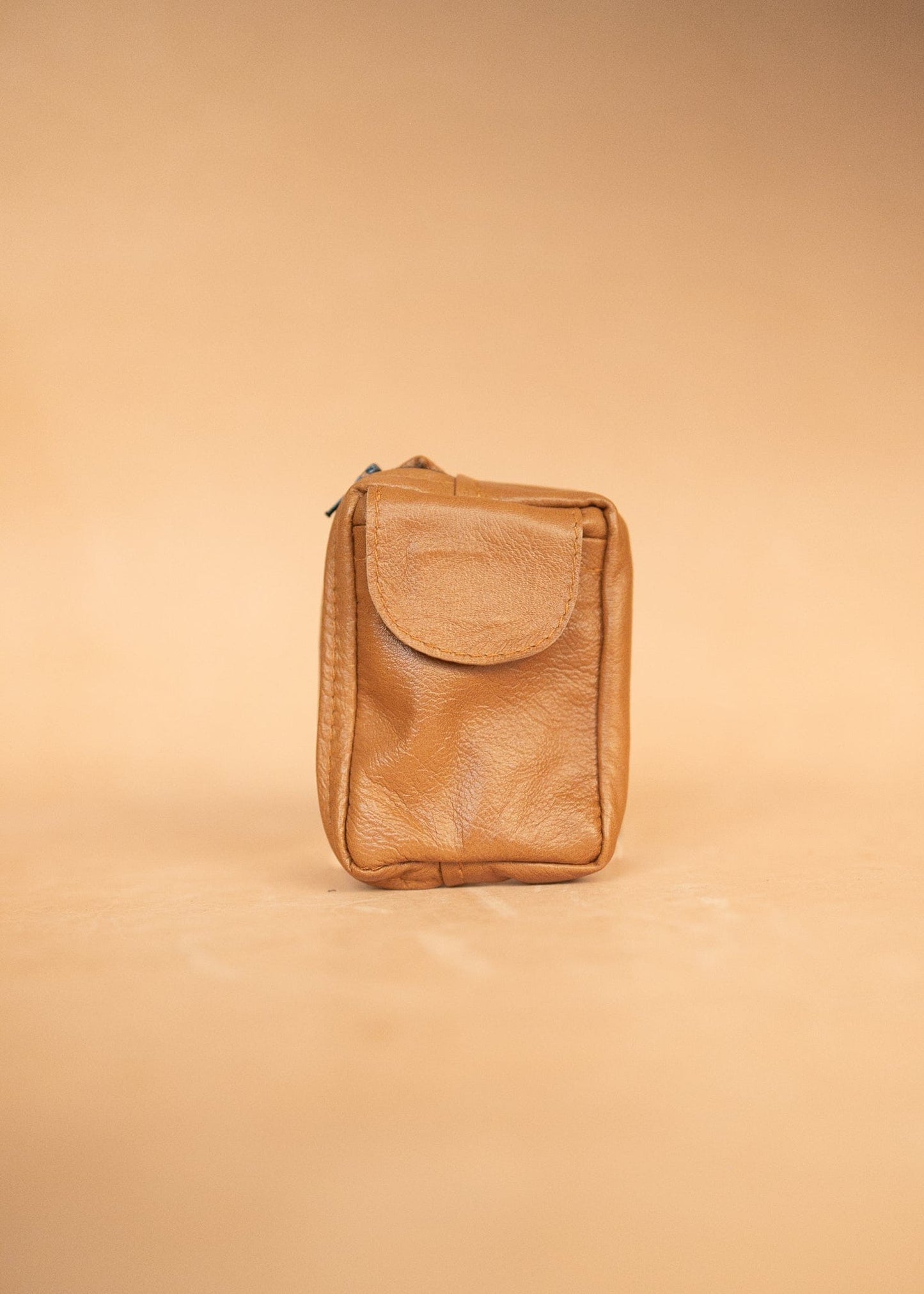 The Real McCaul Coin Purse Key Case Card Holder Wallet - Cowhide Australian Made Australian Owned Tri-Pocket Leather Pouch 