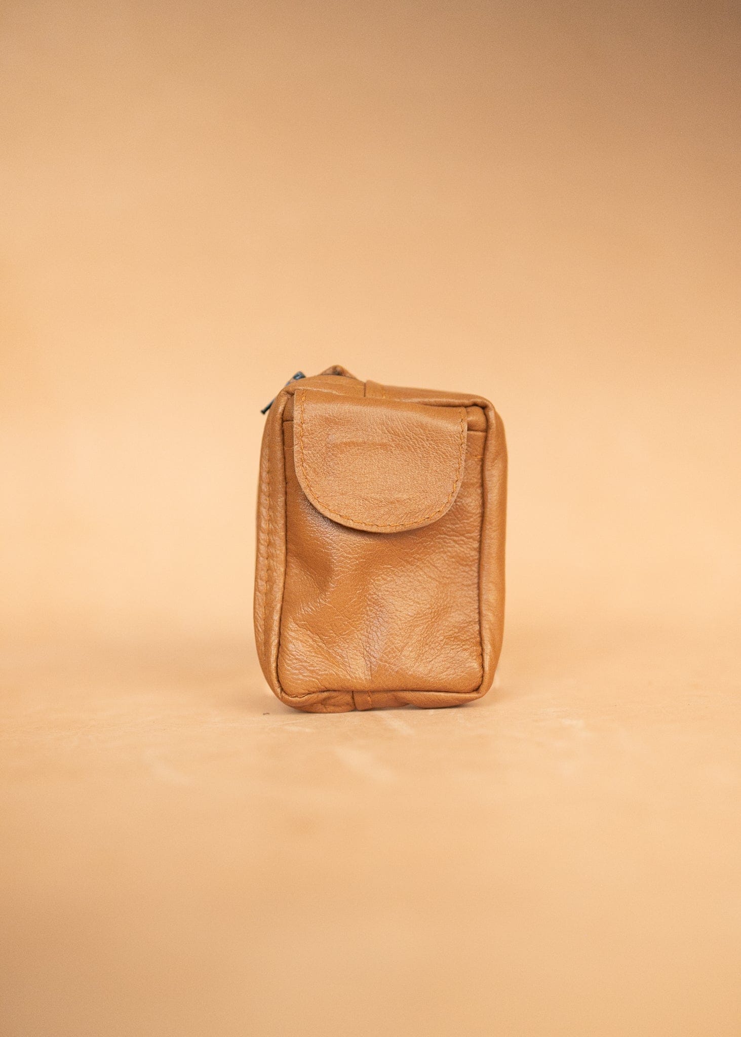 The Real McCaul Coin Purse Key Case Card Holder Wallet - Cowhide Australian Made Australian Owned Tri-Pocket Leather Pouch 