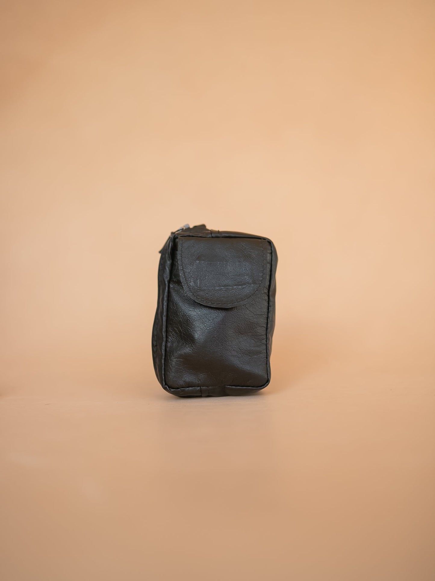 The Real McCaul Coin Purse Key Case Card Holder Wallet - Kangaroo Australian Made Australian Owned Tri-Pocket Leather Pouch 