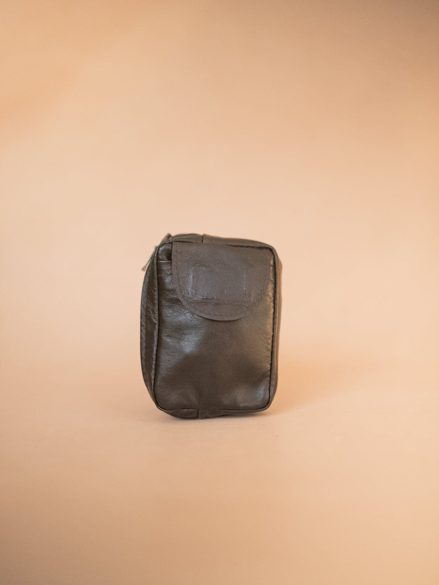 The Real McCaul Coin Purse Key Case Card Holder Wallet - Kangaroo Australian Made Australian Owned Tri-Pocket Leather Pouch 
