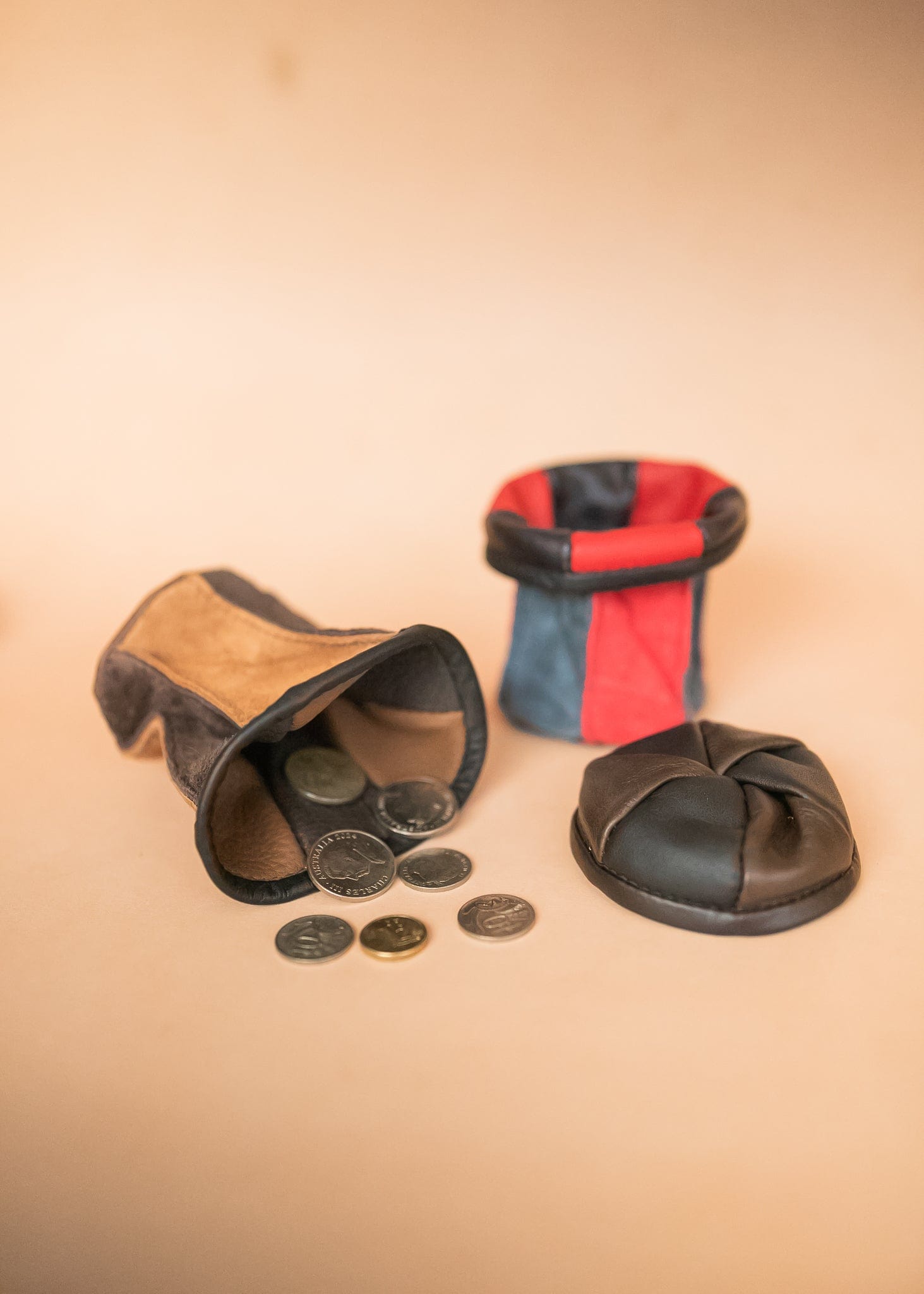 The Real McCaul Coin Purse Twist Coin Pouch Australian Made Australian Owned Twist Coin Pouch - MADE IN AUSTRALIA - Kangaroo & Cowhide Genuine Leather