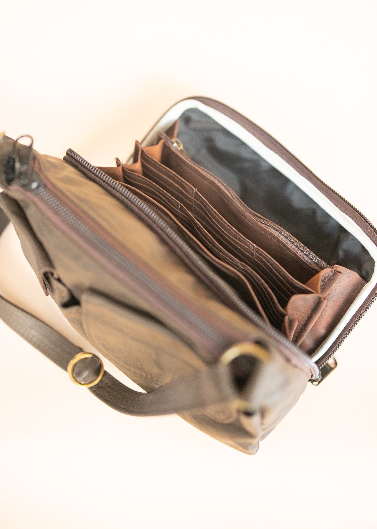 The Real McCaul Handbags Annette HandBag - Large - Cowhide - Dark Brown Australian Made Australian Owned Made in Australia Handbag- Large Annette Bag Genuine Leather