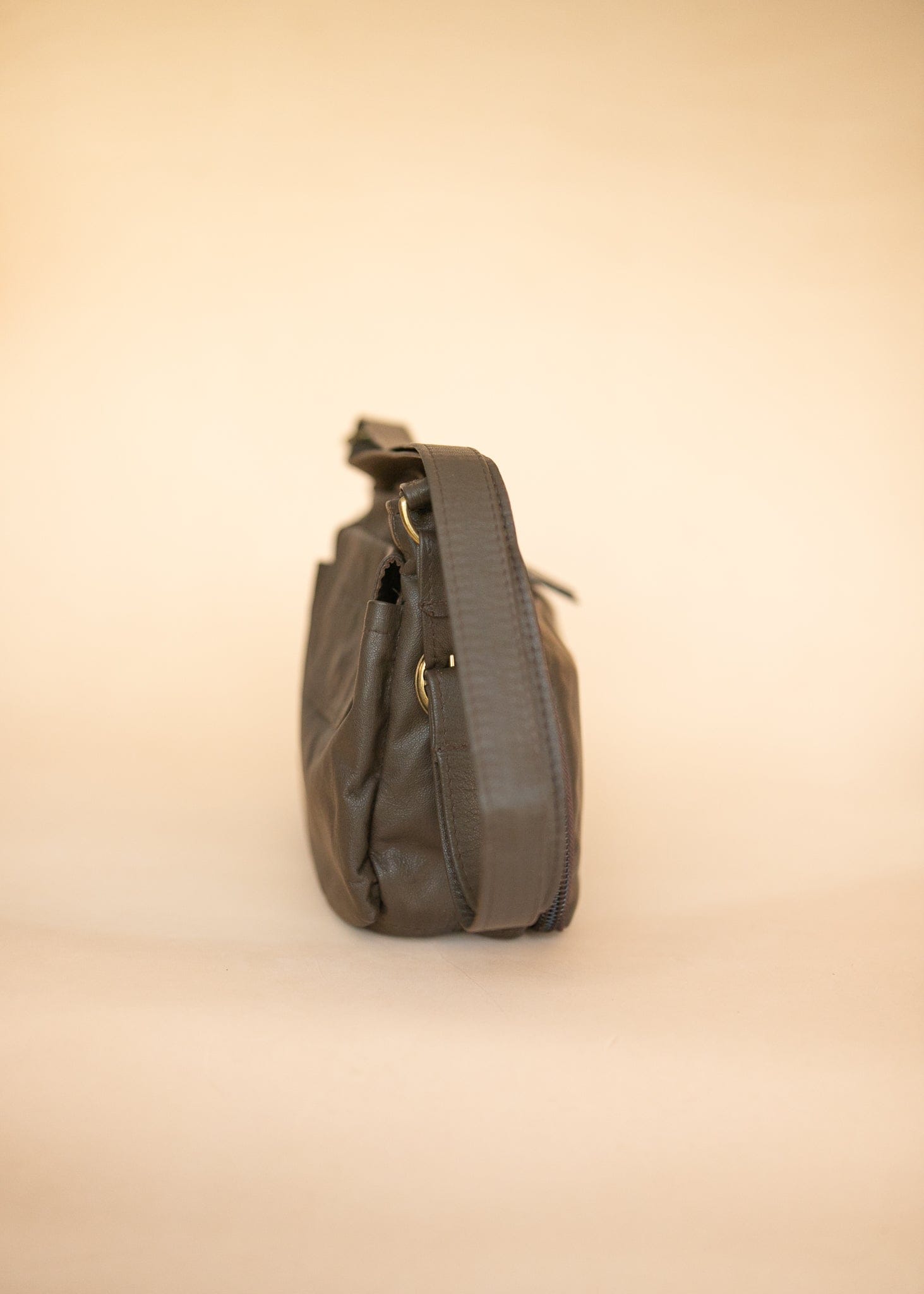 The Real McCaul Handbags Annette HandBag - Large - Cowhide - Dark Brown Australian Made Australian Owned Made in Australia Handbag- Large Annette Bag Genuine Leather