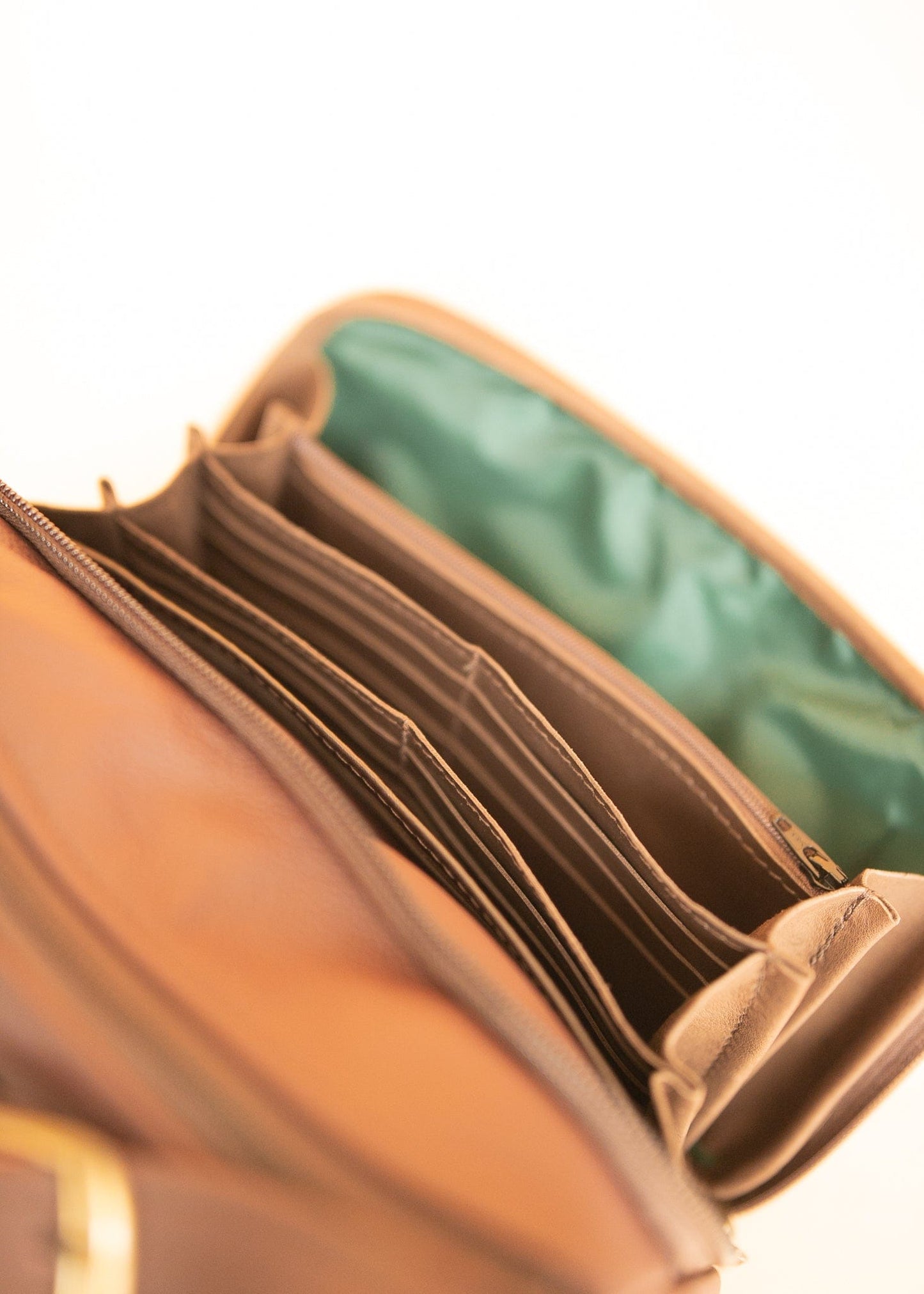 The Real McCaul Handbags Annette HandBag - Small - Cowhide - Plum Australian Made Australian Owned Women's HandBags- Made in Australia Kangaroo & Cowhide Leather