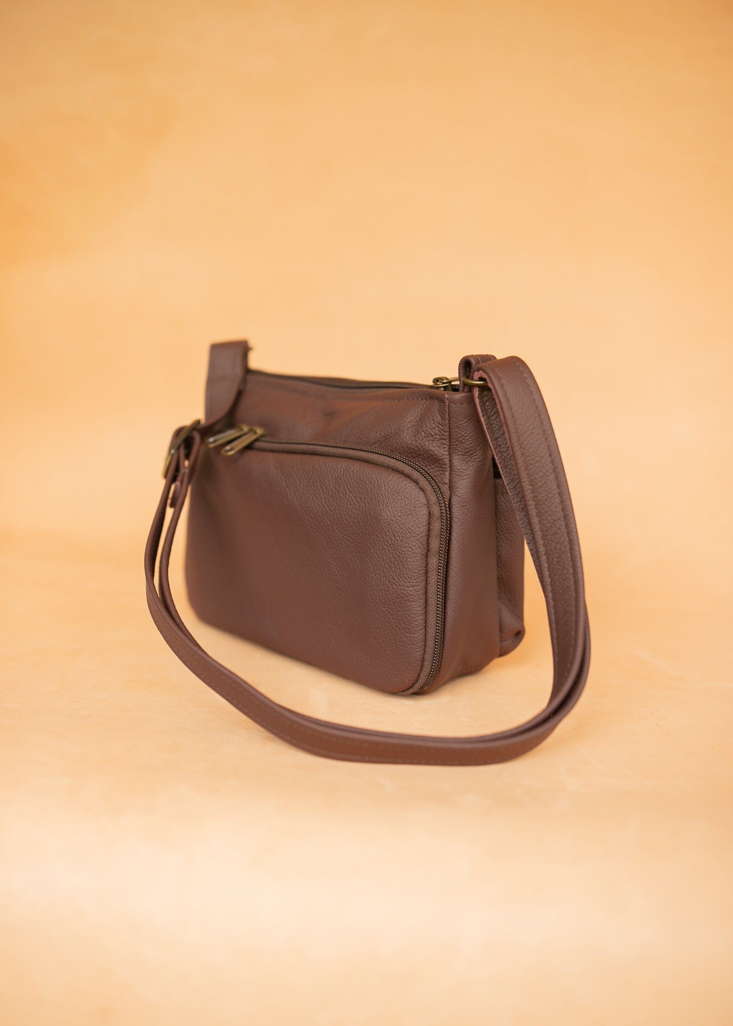 The Real McCaul Handbags Annette HandBag - Small - Cowhide - Plum Australian Made Australian Owned Women's HandBags- Made in Australia Kangaroo & Cowhide Leather