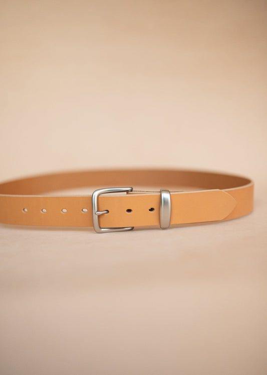 The Real McCaul Leathergoods Belts Plain 38mm Belt - Natural Australian Made Australian Owned Solid Leather Men's Belt - Handmade in Australia - Natural - Brass Buckle