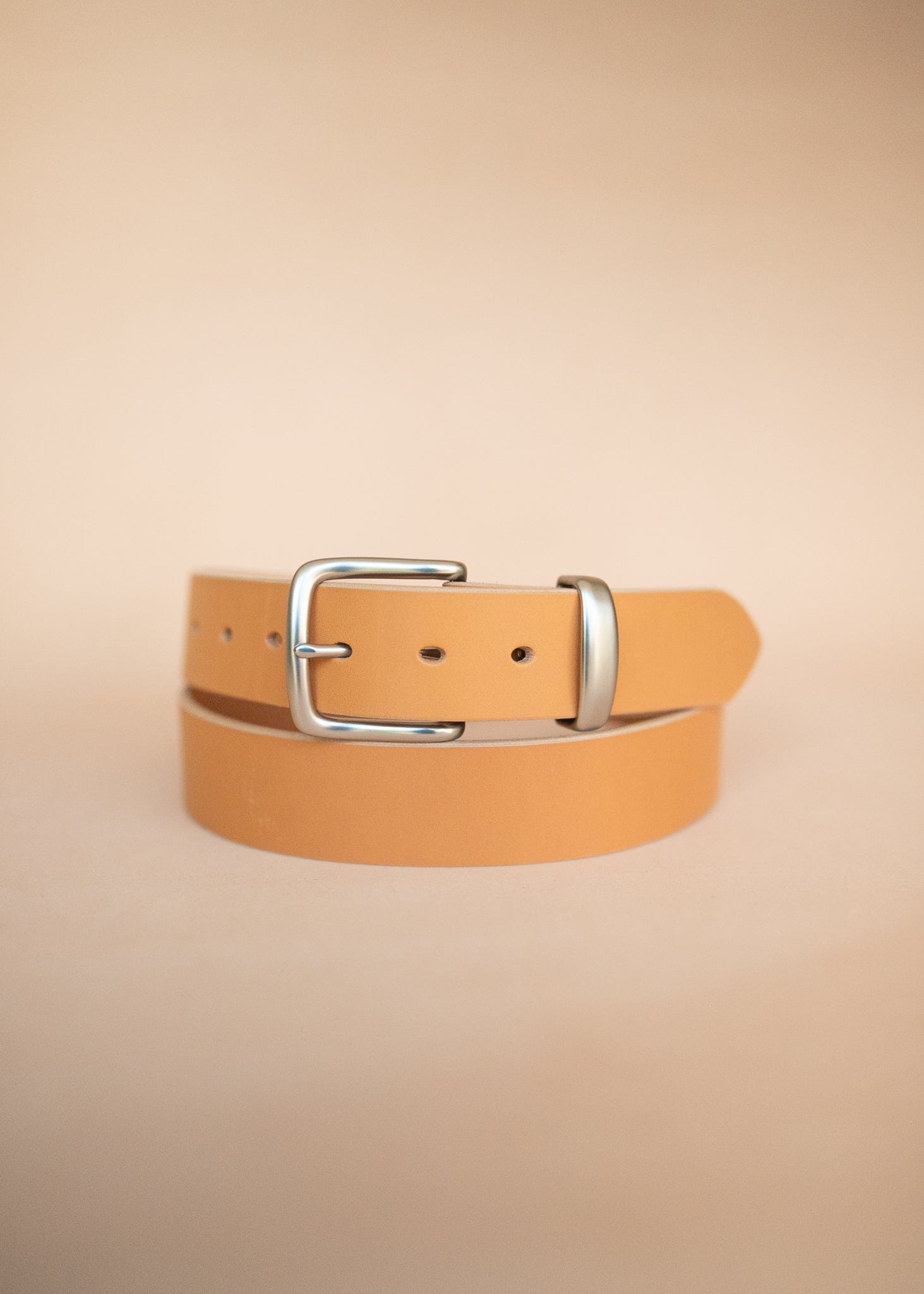The Real McCaul Leathergoods Belts Plain 38mm Belt - Natural Australian Made Australian Owned Solid Leather Men's Belt - Handmade in Australia - Natural - Brass Buckle