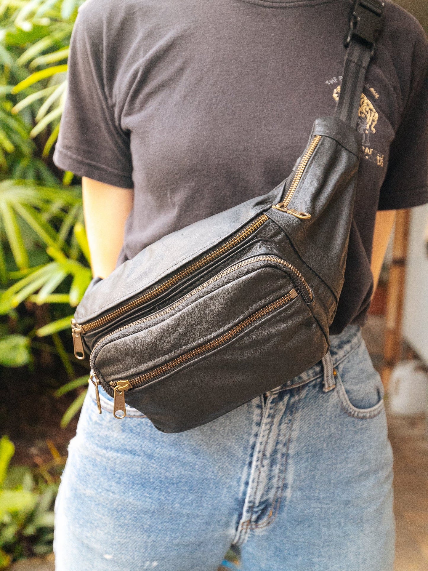 The Real McCaul Leathergoods Bum Bag Multi-Pocket Belt Bum Bag - Cowhide Australian Made Australian Owned Deluxe Leather Bum Bag Handmade in Australia YKK Zips