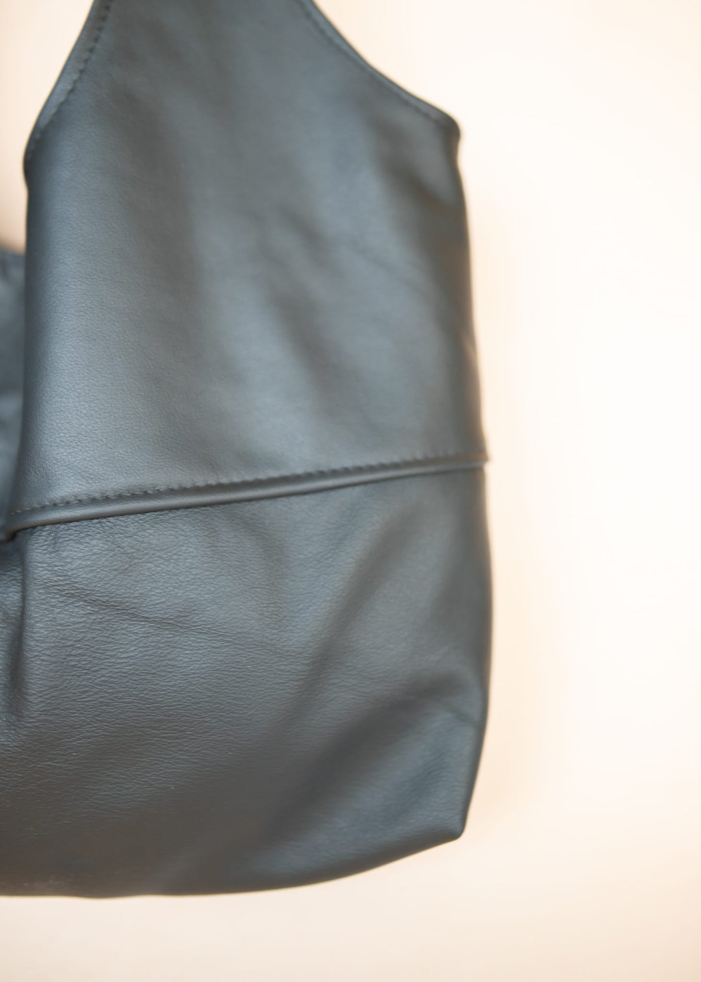 The Real McCaul Leathergoods Handbags Noosa Tote Sling Bag - Black - Cowhide Australian Made Australian Owned Slouch Tote Bag Leather Made In Australia 
