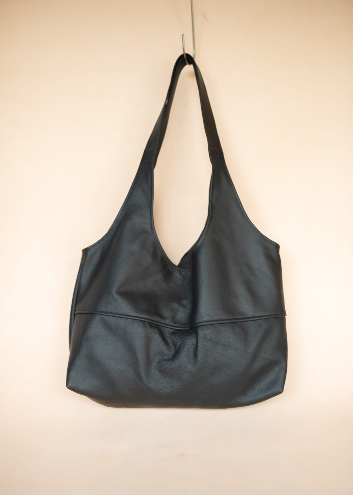 The Real McCaul Leathergoods Handbags Noosa Tote Sling Bag - Black - Cowhide Australian Made Australian Owned Slouch Tote Bag Leather Made In Australia 