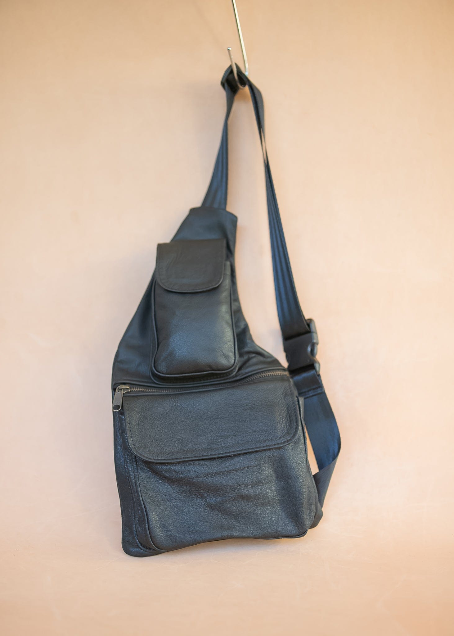 The Real McCaul Leathergoods Travel Bag The John Crossbody Sling Bag - Cowhide - Black Australian Made Australian Owned The John Crossbody Sling Bag - Cowhide - Black