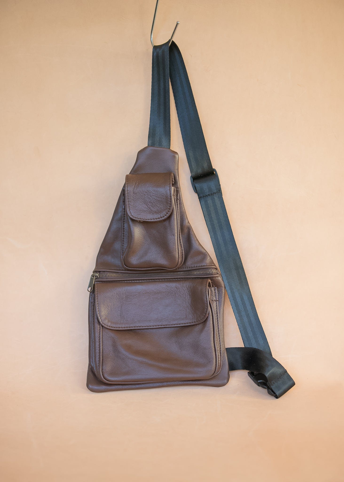 The Real McCaul Leathergoods Travel Bag The John Crossbody Sling Bag - Cowhide - Chestnut Australian Made Australian Owned The John Crossbody Sling Bag - Cowhide - Chestnut