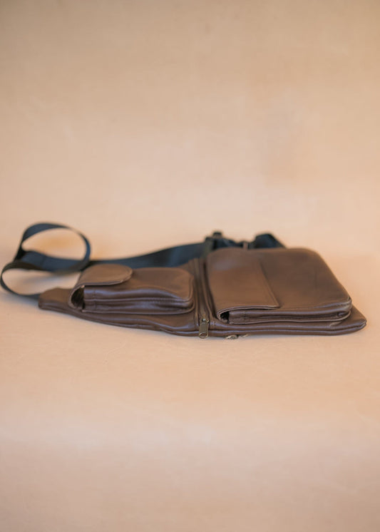 The Real McCaul Leathergoods Travel Bag The John Crossbody Sling Bag - Cowhide - Chestnut Australian Made Australian Owned The John Crossbody Sling Bag - Cowhide - Chestnut
