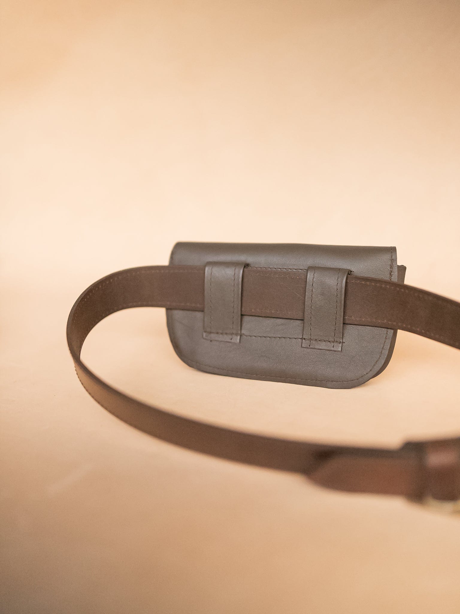 The Real McCaul Purses Phone Pouch Holder for Belt - Horizontal - Kangaroo Australian Made Australian Owned Leather Belt Pouch for Phone/Sunglasses Australian Made