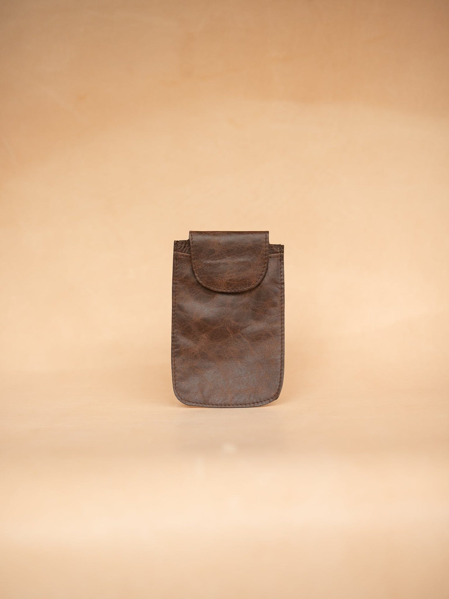 The Real McCaul Purses Phone Pouch Holder for Belt - Vertical - Cowhide Australian Made Australian Owned Leather Belt Pouch for Phone/Sunglasses Australian Made
