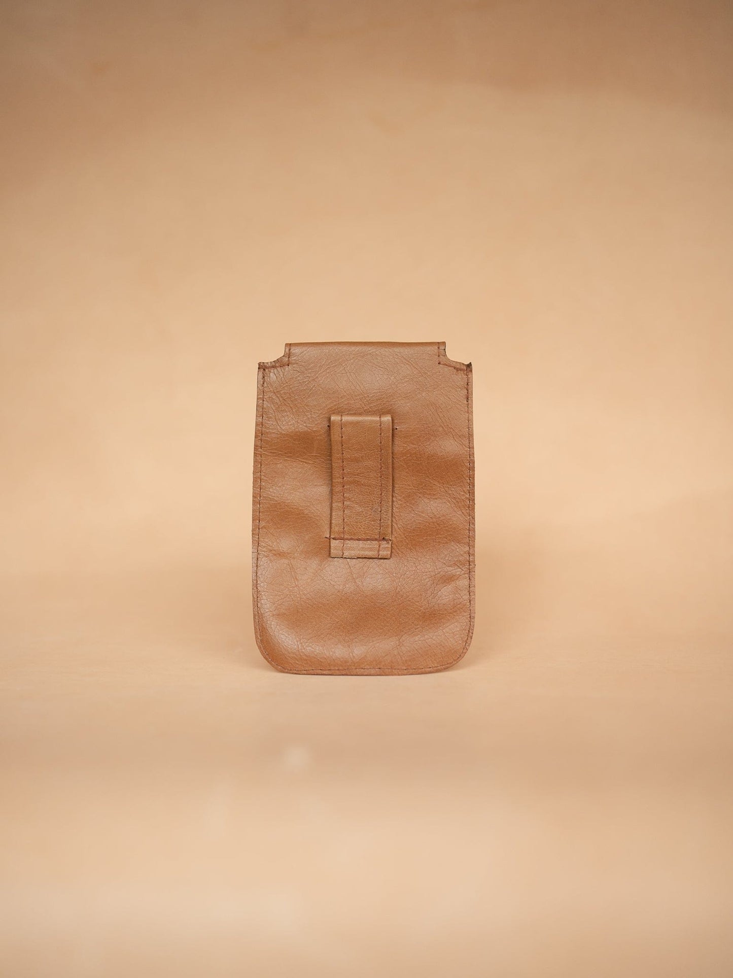 The Real McCaul Purses Phone Pouch Holder for Belt - Vertical - Cowhide Australian Made Australian Owned Leather Belt Pouch for Phone/Sunglasses Australian Made