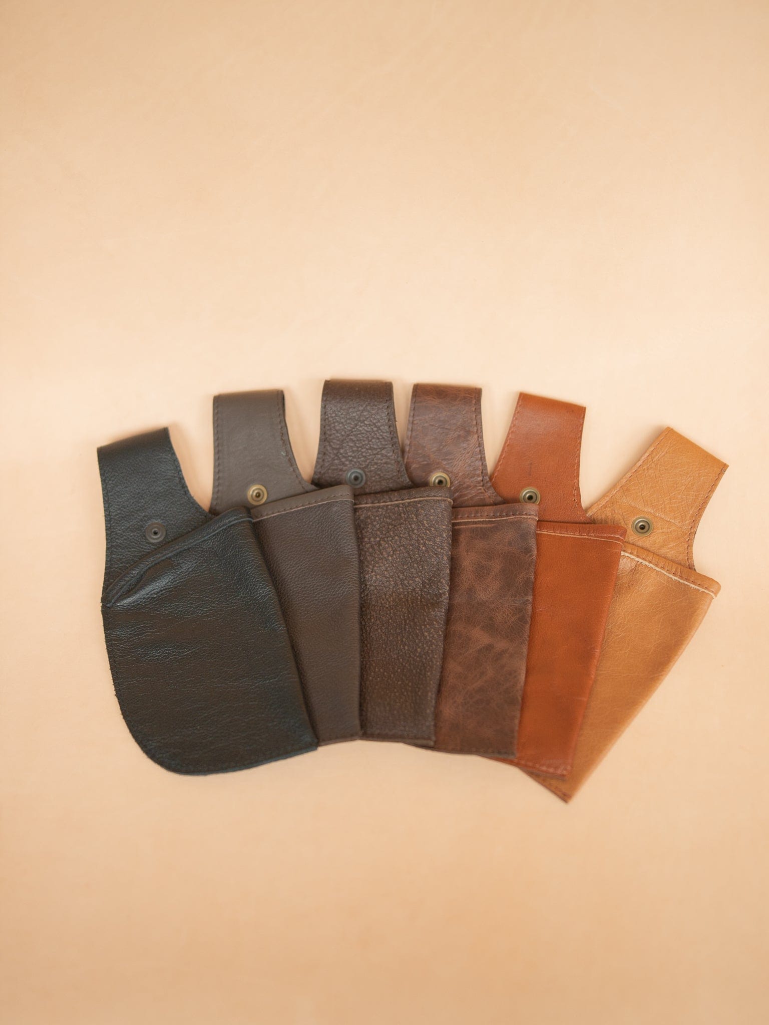 The Real McCaul Purses Tool/Phone Pouch Holder for Belt Australian Made Australian Owned Leather Belt Pouch for Phone/Sunglasses Australian Made