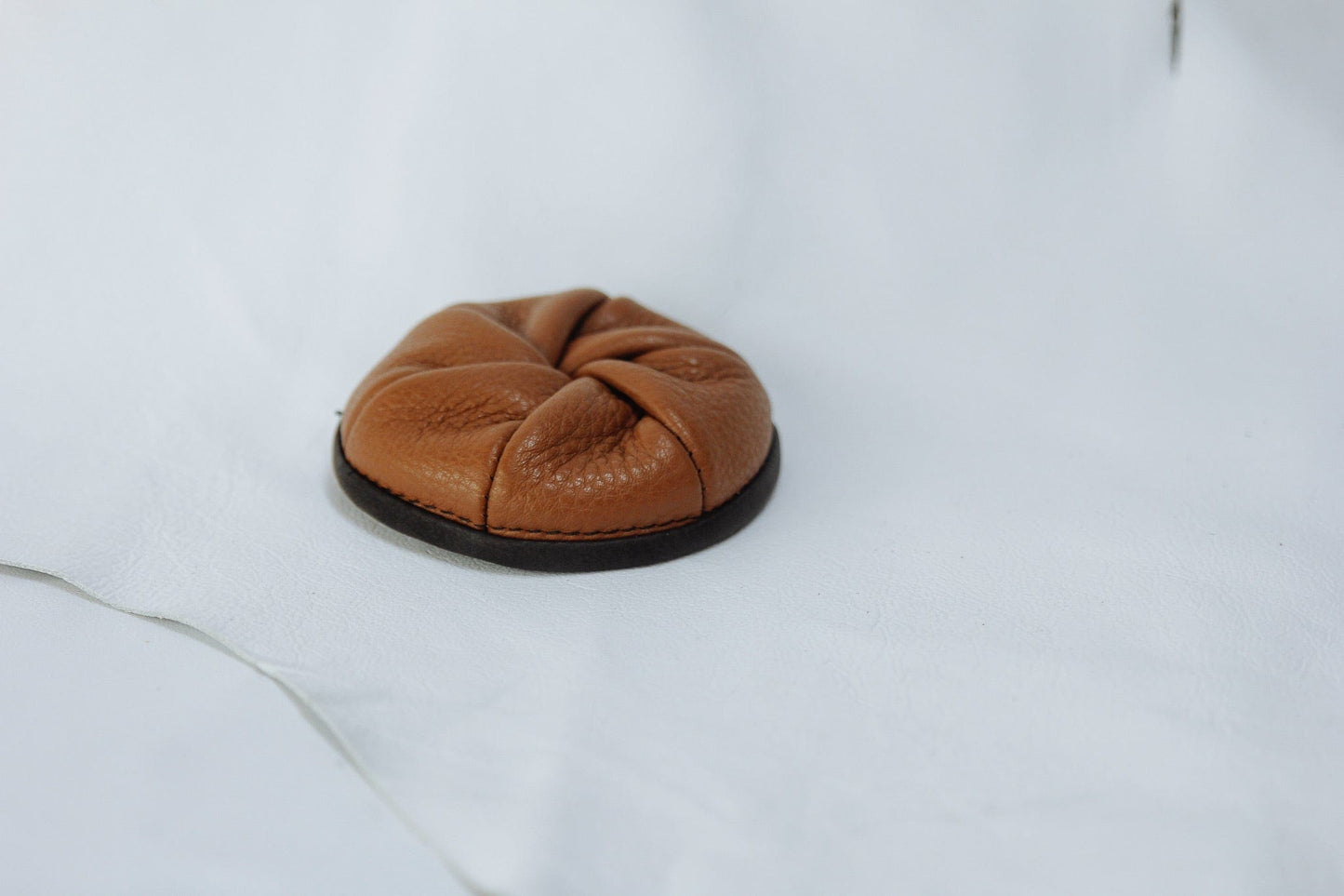 The Real McCaul Coin Purse Twist Pouch Australian Made Australian Owned Twist Coin Pouch - MADE IN AUSTRALIA - Kangaroo & Cowhide Genuine Leather