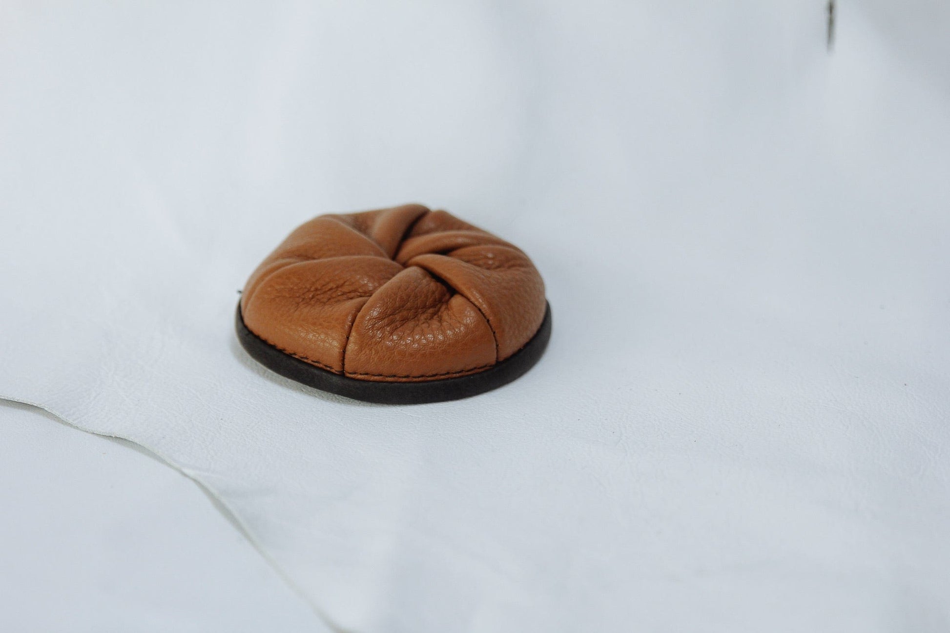 The Real McCaul Coin Purse Twist Pouch Australian Made Australian Owned Twist Coin Pouch - MADE IN AUSTRALIA - Kangaroo & Cowhide Genuine Leather