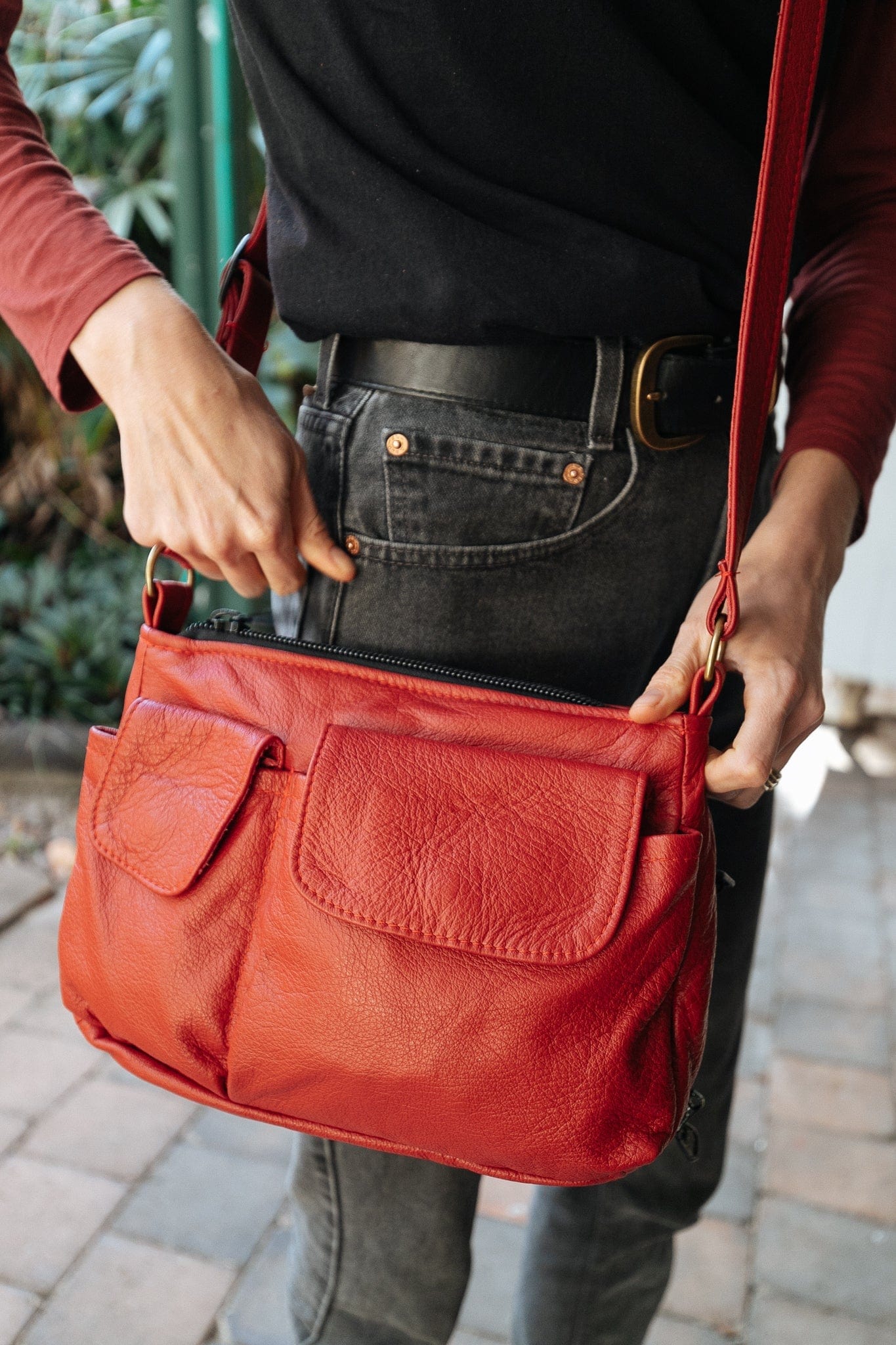 The Real McCaul Handbags Red Annette HandBag - Large - Cowhide Australian Made Australian Owned Made in Australia Handbag- Large Annette Bag Genuine Leather