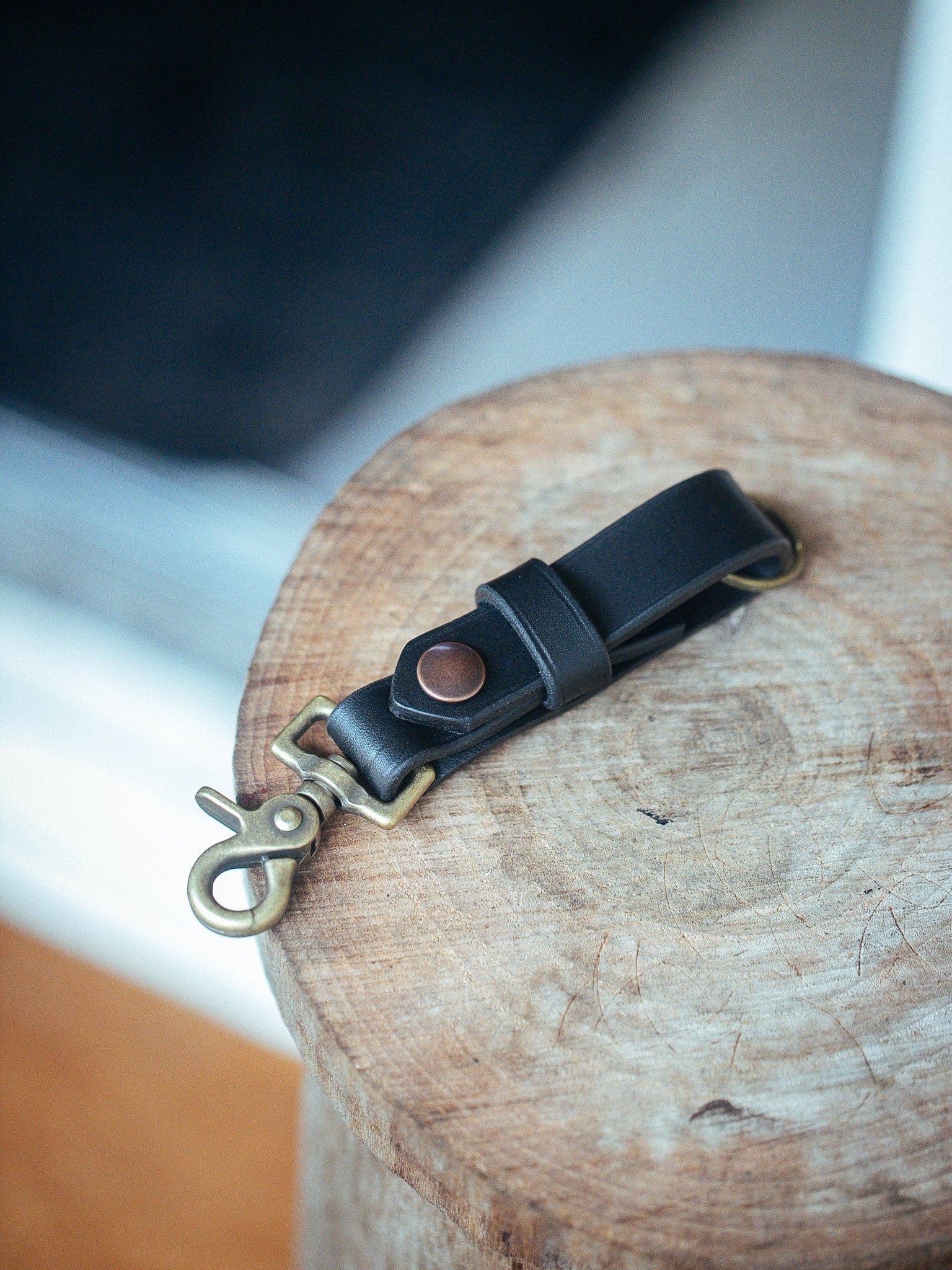 The Real McCaul Leathergoods Keyring Black / Antique Belt Loop Key Chain Fob Australian Made Australian Owned Leather Key Fob Holder Belt Hook Made In Australia