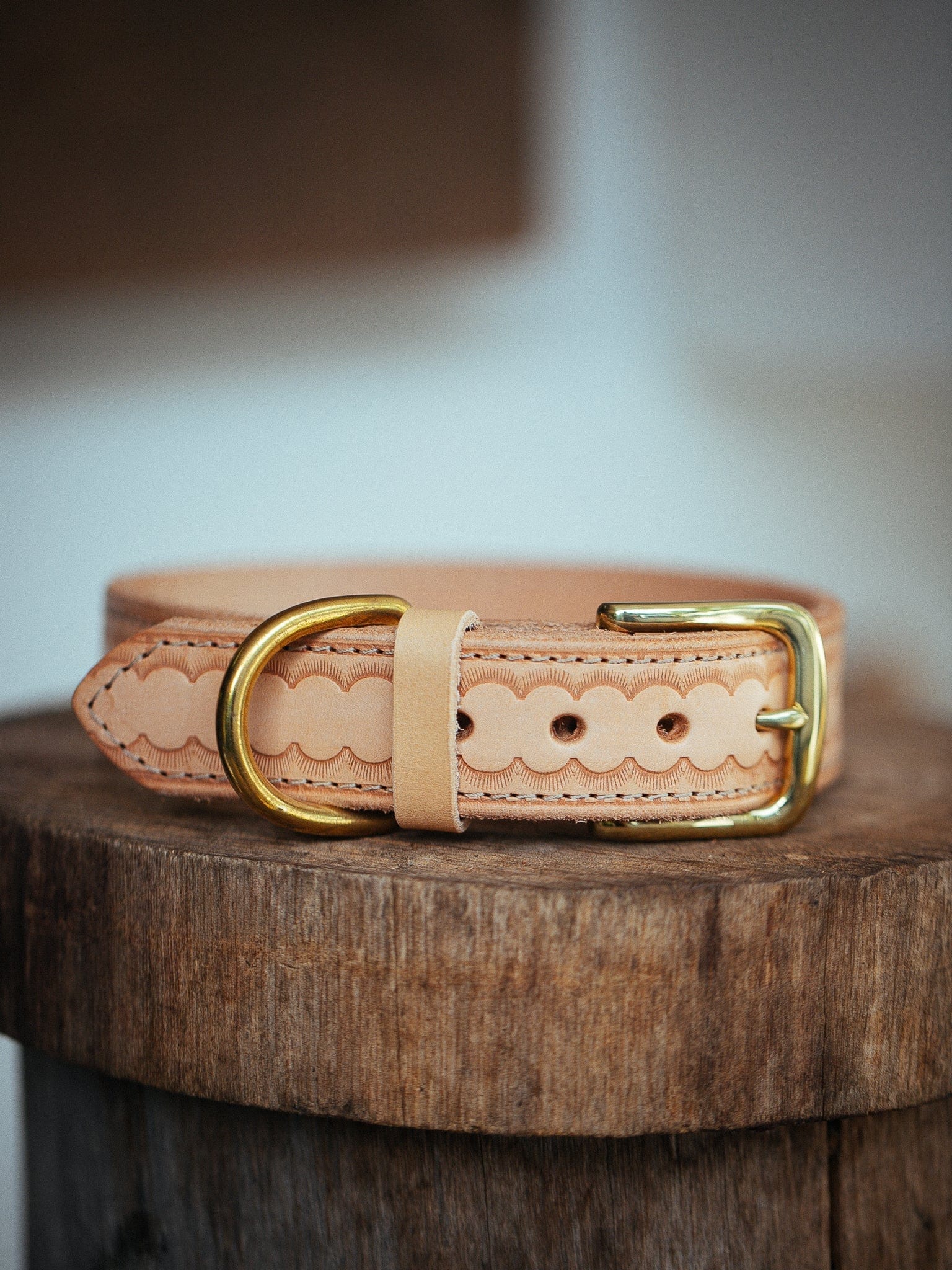 Natural leather hot sale dog collar