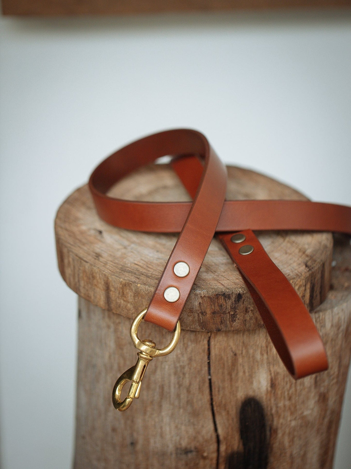 The Real McCaul Leathergoods Pet Leashes Wide Dog Leash - Tan Australian Made Australian Owned Leather Dog Collar and Lead with Brass Fittings- Australian Made