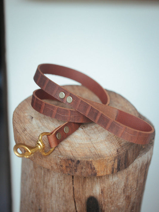 The Real McCaul Leathergoods Pet Leashes Wide Dog Leash - Vintage Croc Print Australian Made Australian Owned Leather Dog Collar and Lead with Brass Fittings- Australian Made