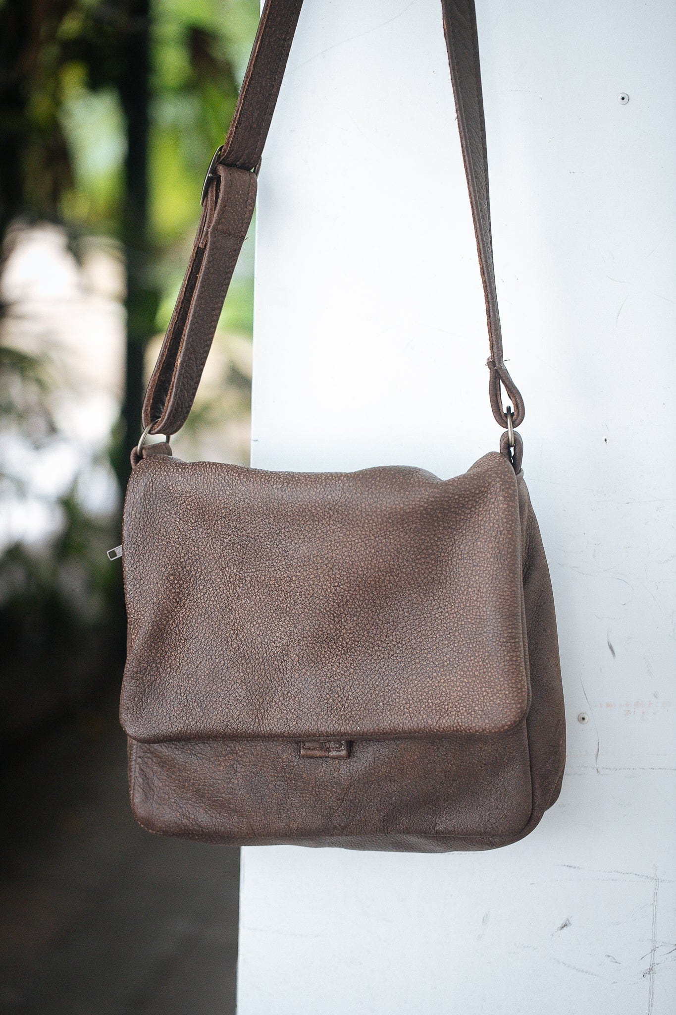 The Real McCaul Shoulder Bags Mottle Brown Universal Satchel Bag - Medium - Cowhide Australian Made Australian Owned Leather Satchel Bag- Australian Made in Kangaroo and Cowhide Leather