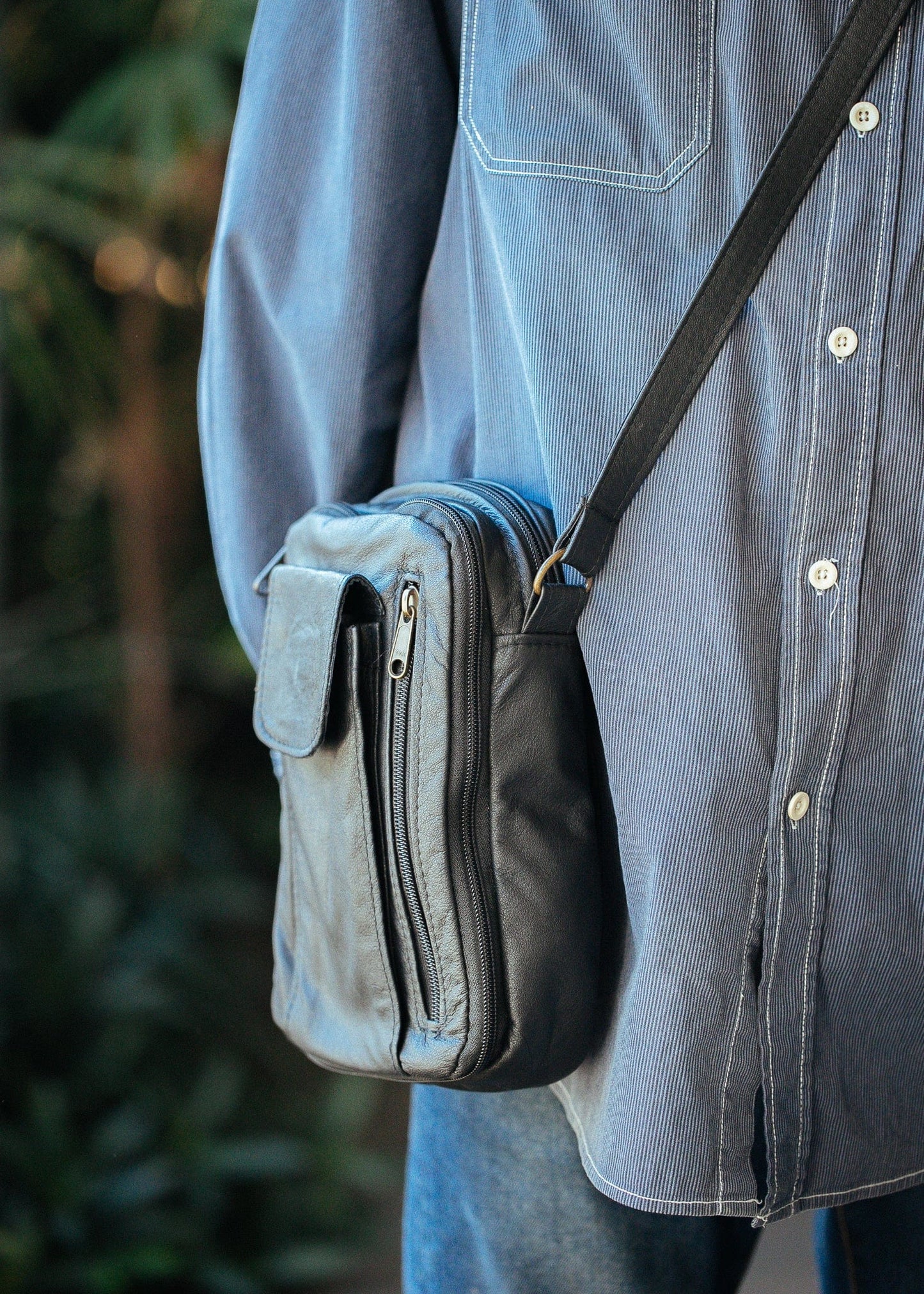 The Real McCaul Shoulder Bags The Darren Man Bag - Cowhide Australian Made Australian Owned Large Men's Organiser Man Bag Leather Made In Australia