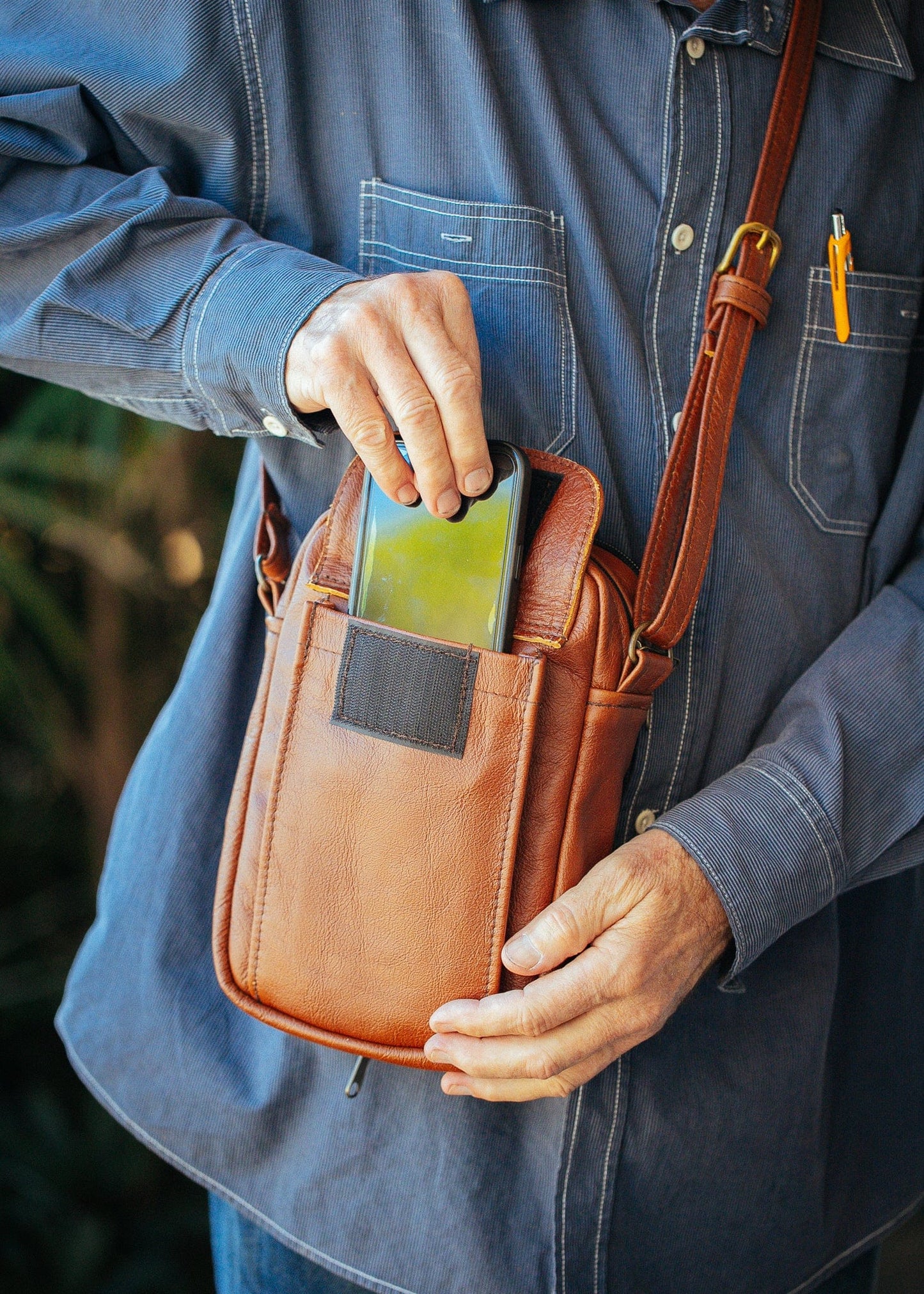 The Real McCaul Shoulder Bags The Paul Man Bag - Cowhide Australian Made Australian Owned Large Men's Organiser Man Bag Leather Made In Australia