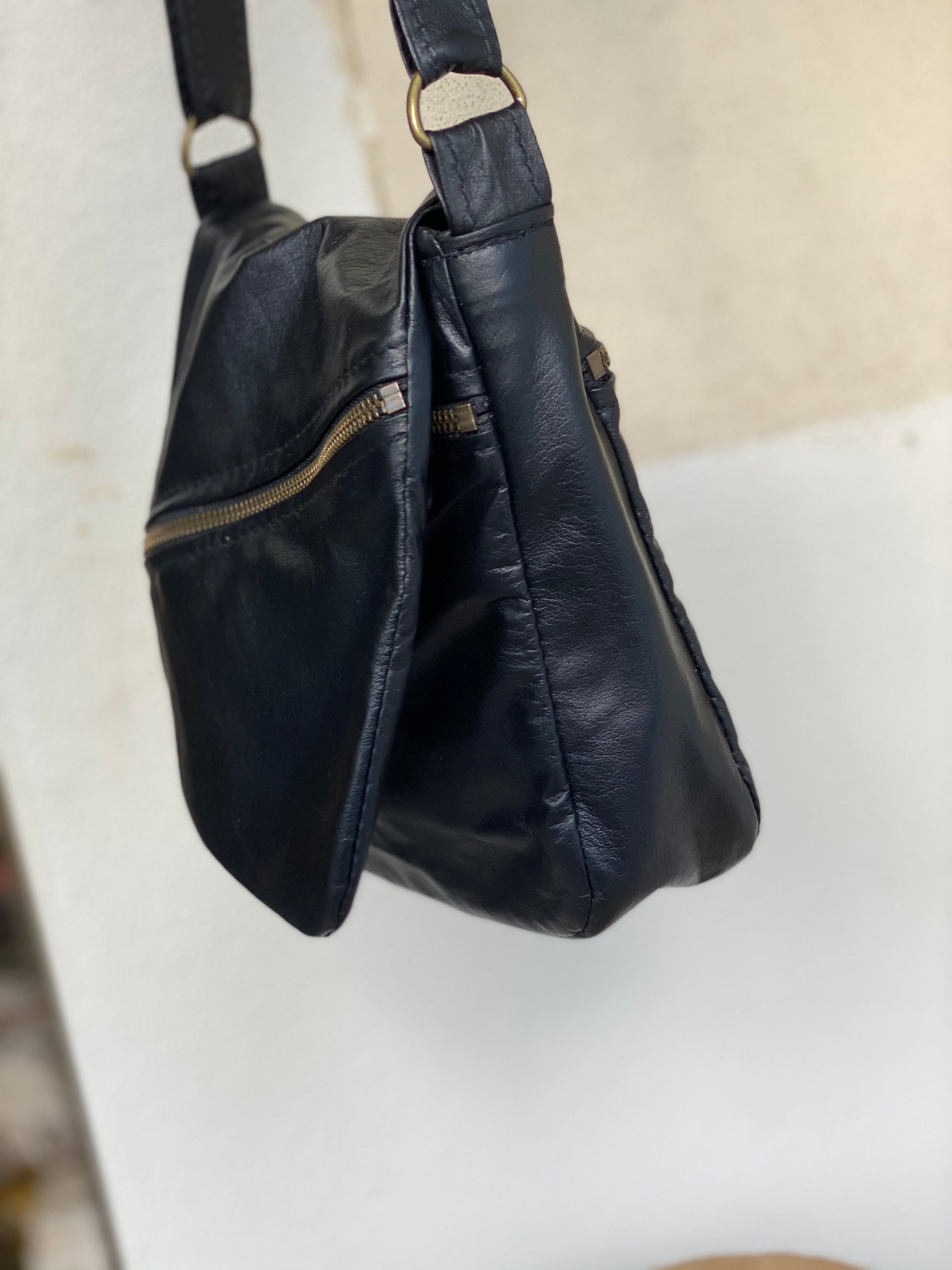 The Real McCaul Shoulder Bags Universal Satchel Bag- Extra Small Australian Made Australian Owned Leather Satchel Bag- Australian Made in Kangaroo and Cowhide Leather