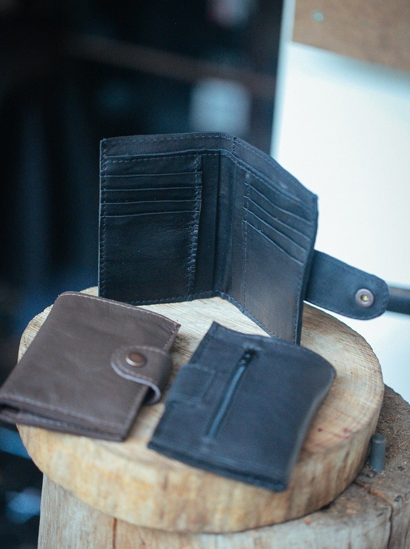 The Real McCaul Wallets The Andri Wallet - Cowhide Australian Made Australian Owned Genuine Leather Ladies Small Wallet- Made In Australia with Kangaroo and Cowhide